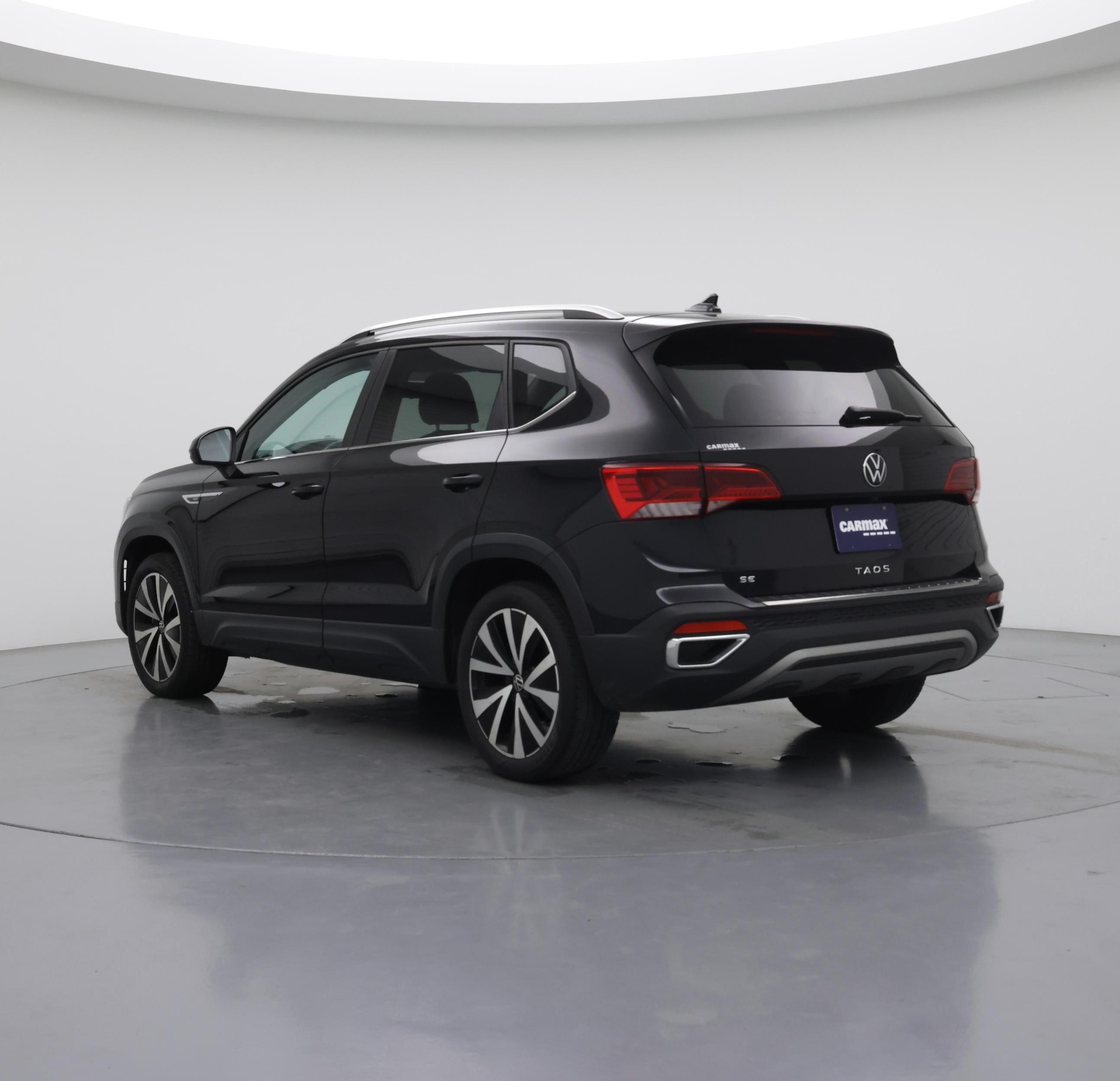 Thumbnail: 2022 Volkswagen Taos - 2