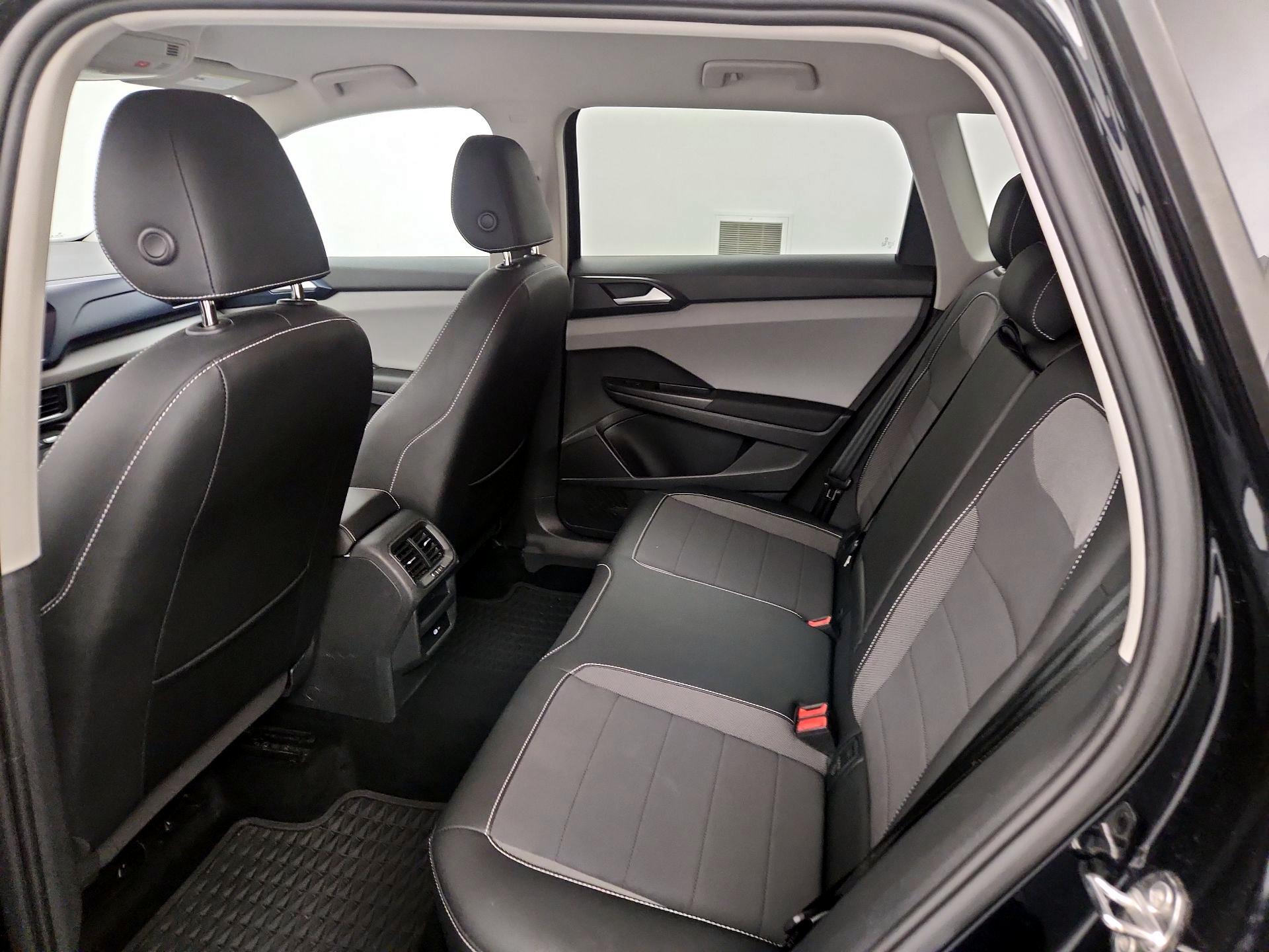 Thumbnail: 2022 Volkswagen Taos - 19