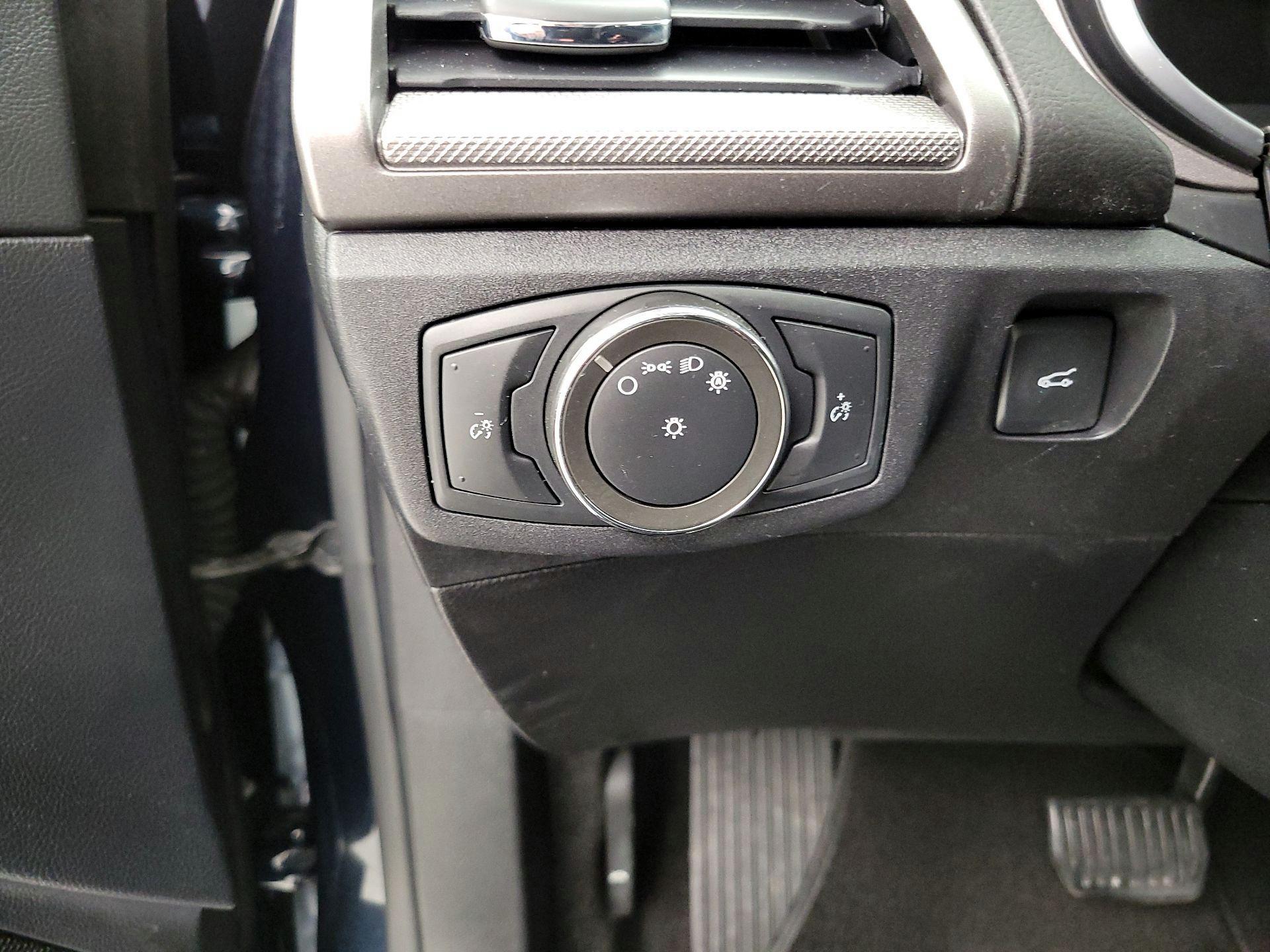 Thumbnail: 2020 Ford Fusion - 13