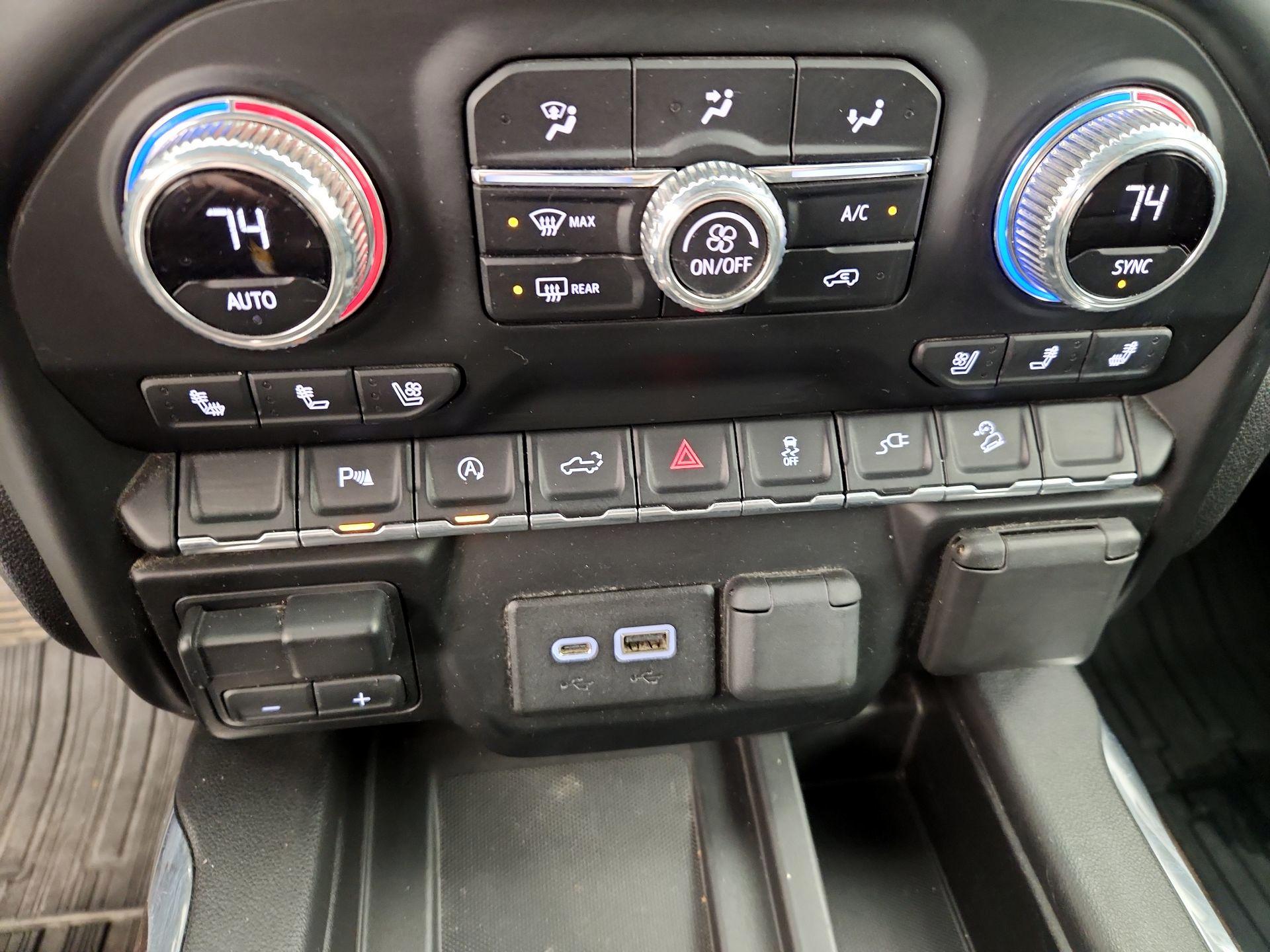 Thumbnail: 2020 GMC Sierra 1500 - 17