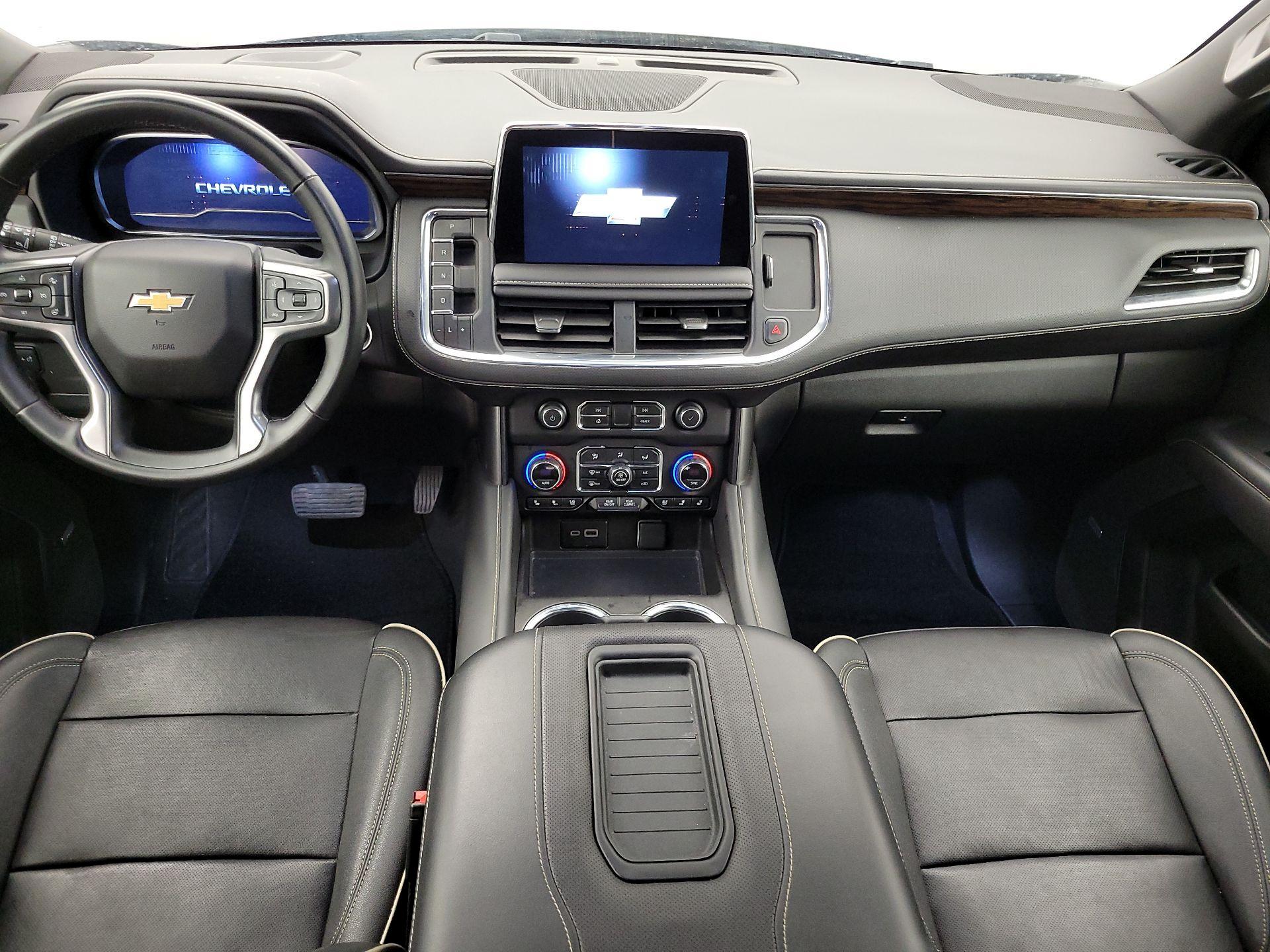 Thumbnail: 2023 Chevrolet Suburban - 9