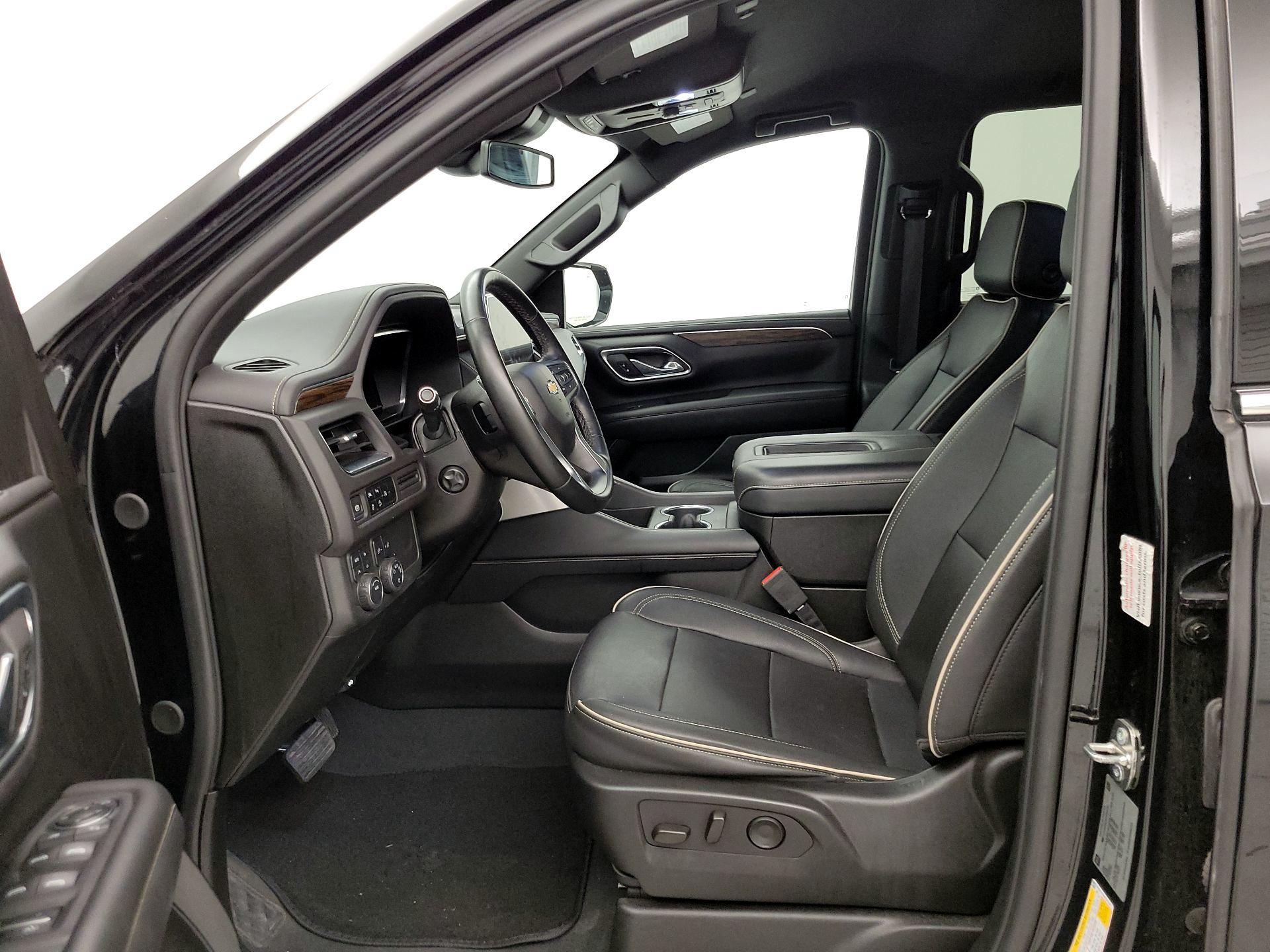 Thumbnail: 2023 Chevrolet Suburban - 11