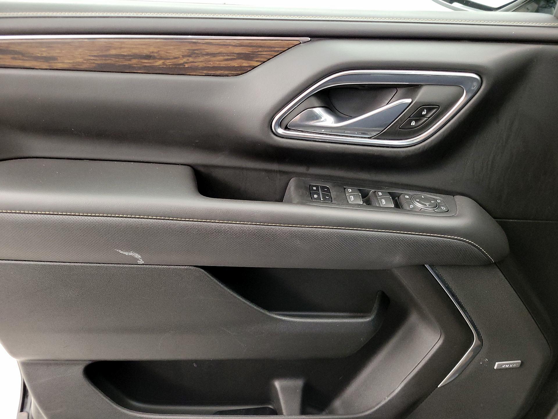 Thumbnail: 2023 Chevrolet Suburban - 12