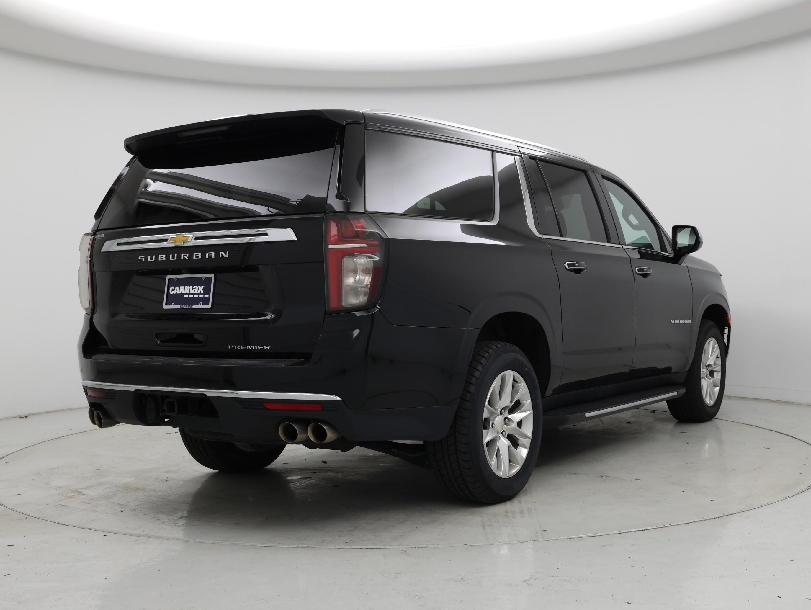 Thumbnail: 2023 Chevrolet Suburban - 8