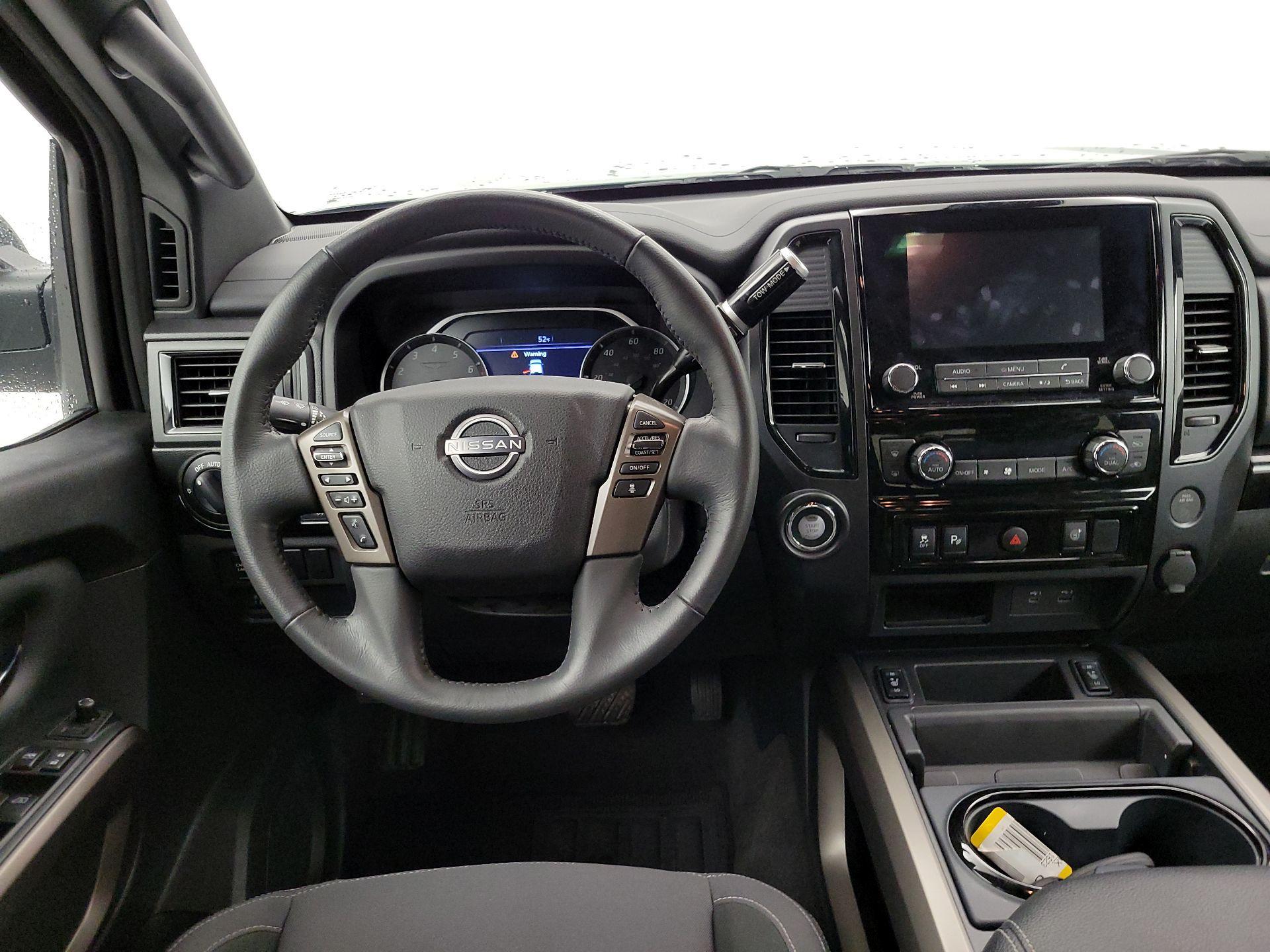 Thumbnail: 2024 Nissan Titan - 10