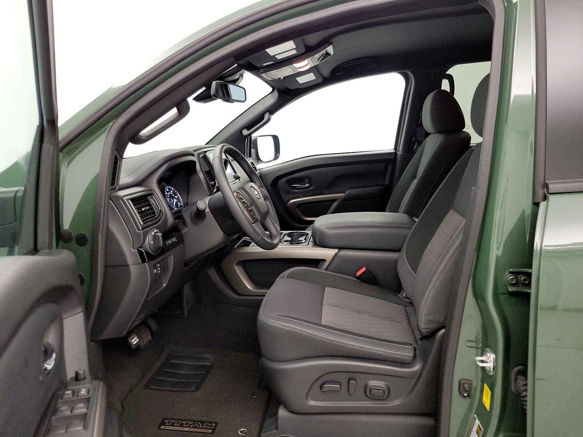 Thumbnail: 2024 Nissan Titan - 11