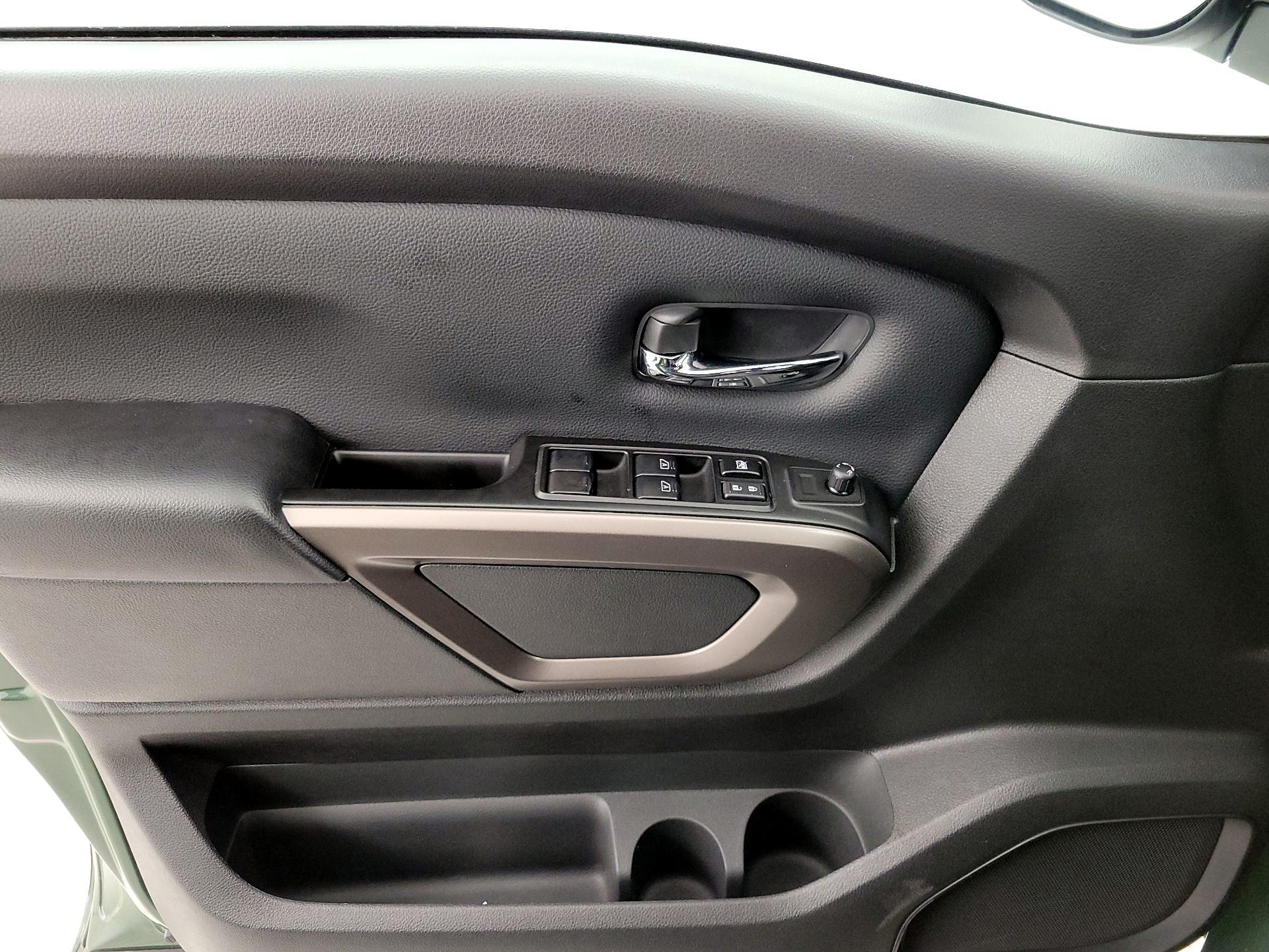 Thumbnail: 2024 Nissan Titan - 12