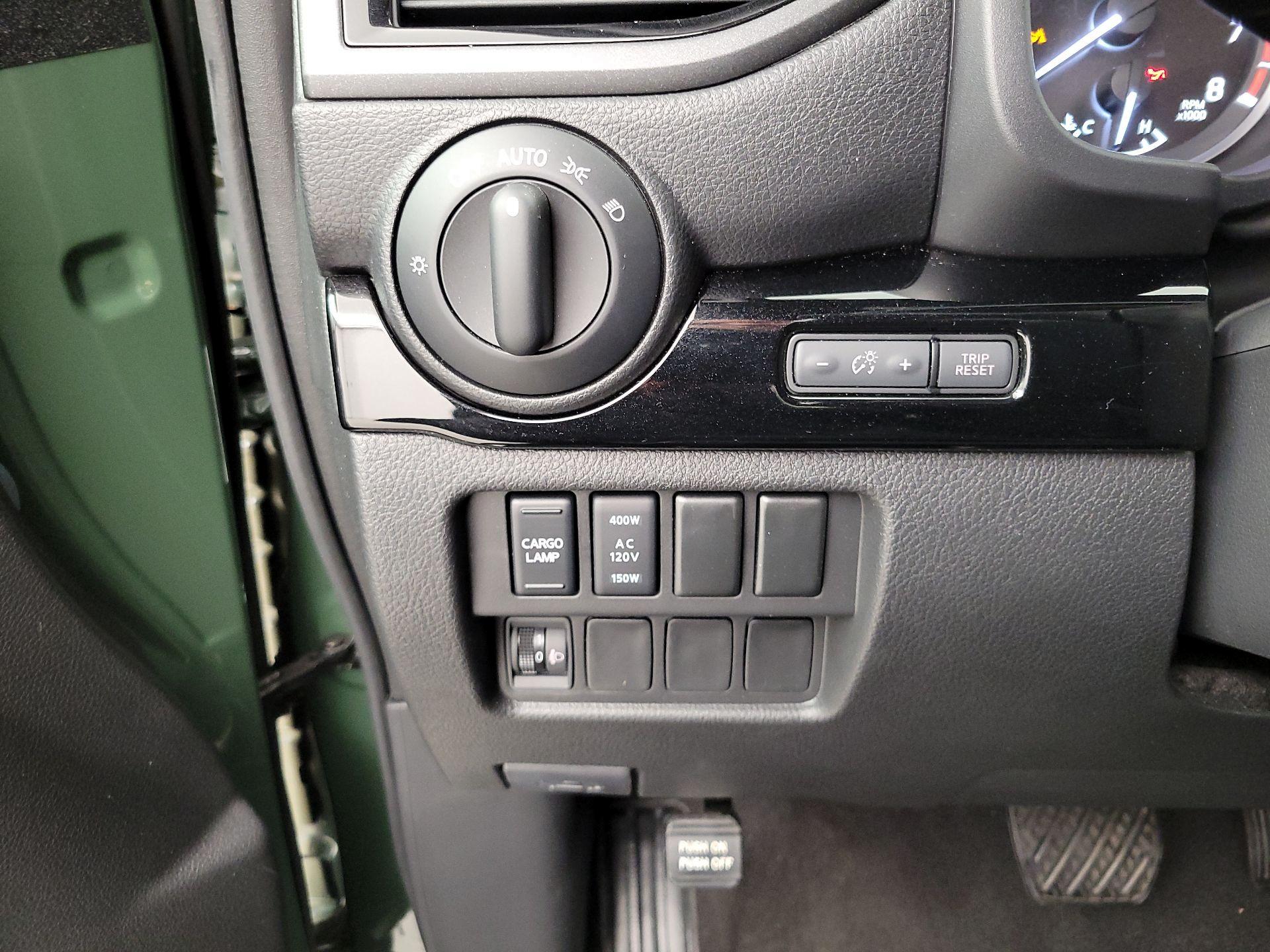 Thumbnail: 2024 Nissan Titan - 13