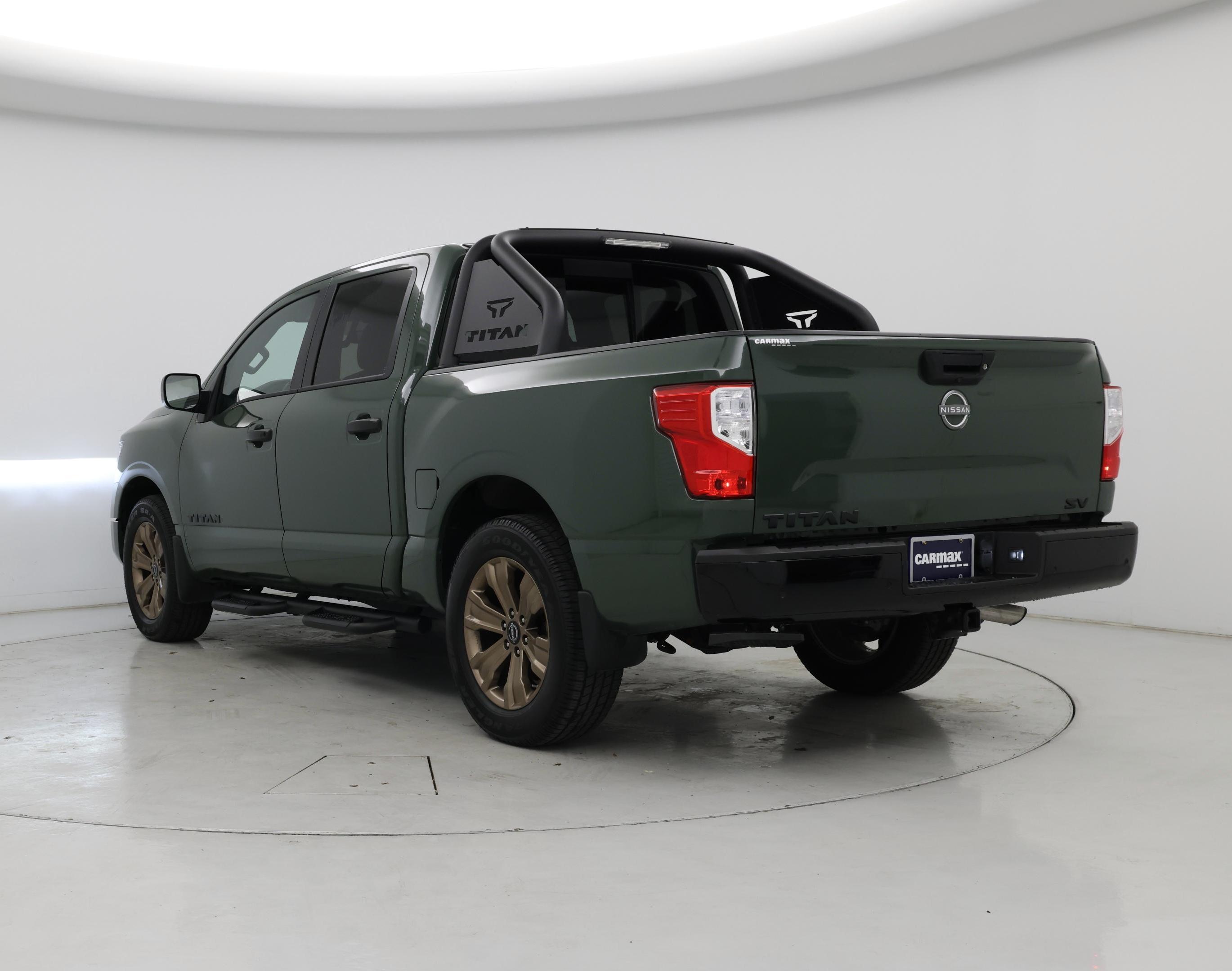 Thumbnail: 2024 Nissan Titan - 2