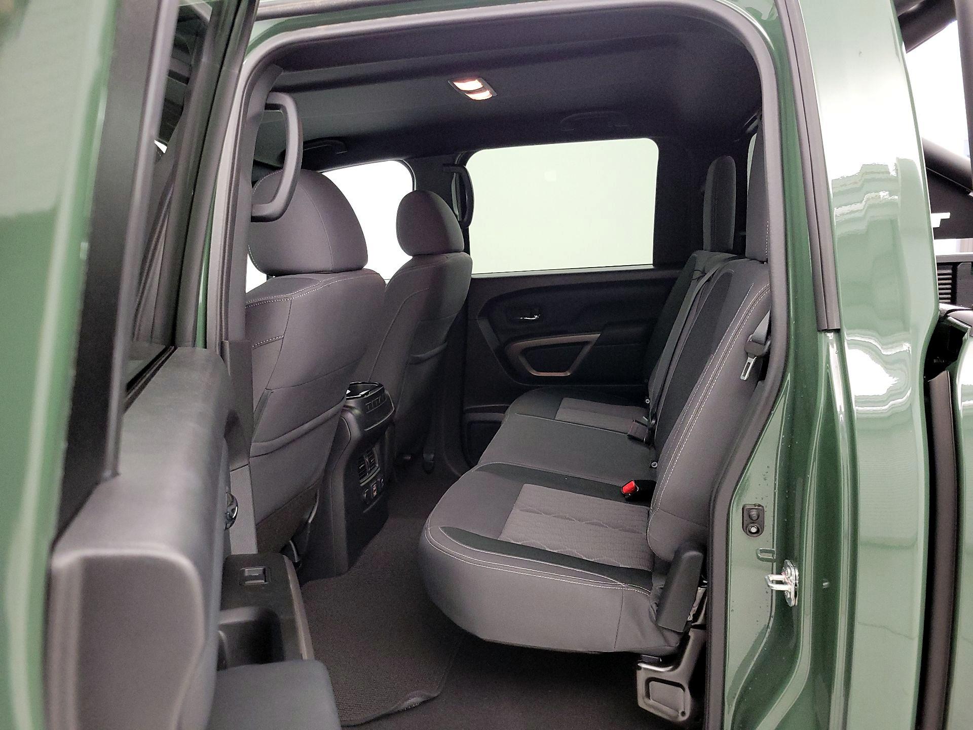 Thumbnail: 2024 Nissan Titan - 19