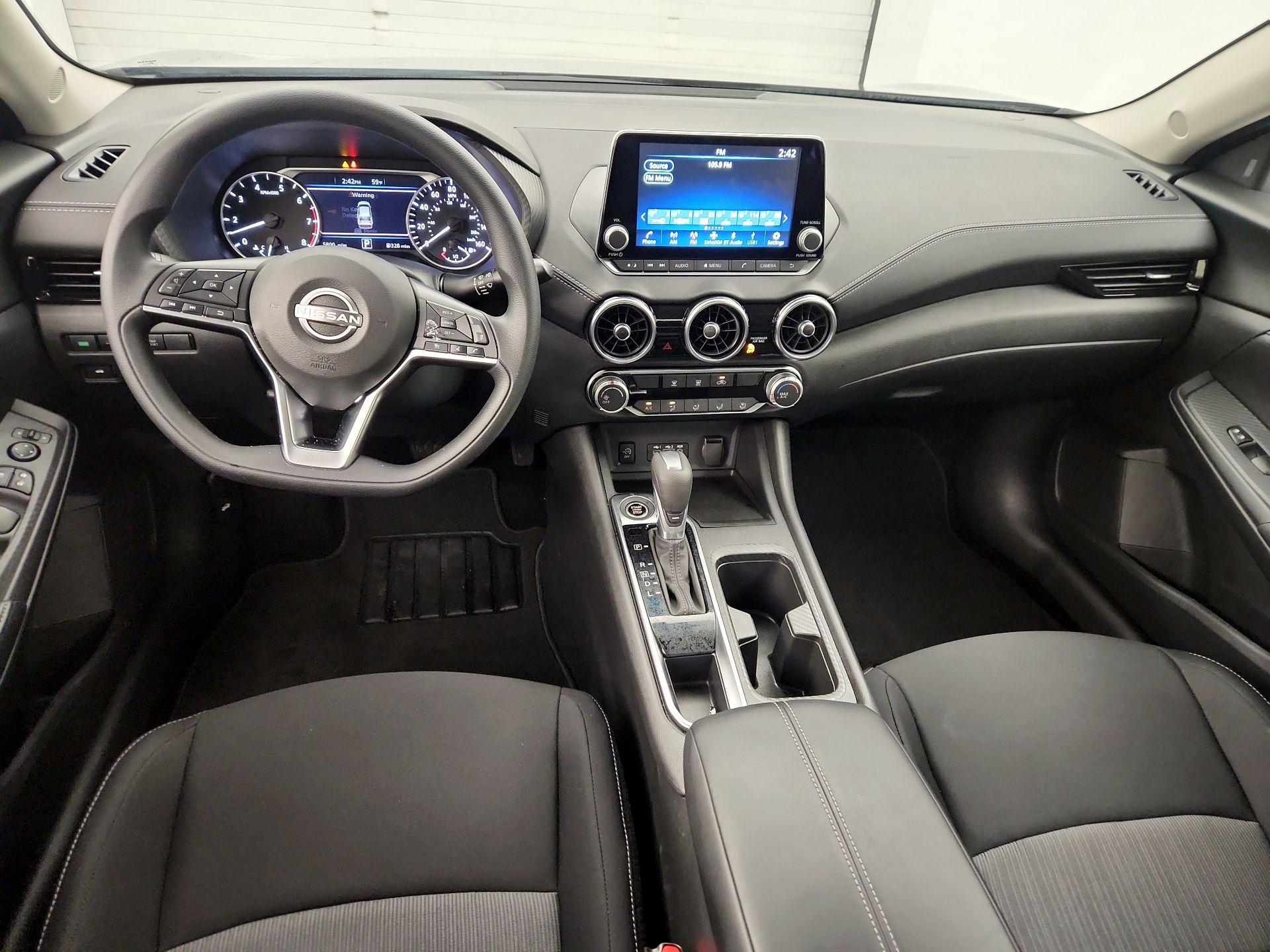 Thumbnail: 2025 Nissan Sentra - 9