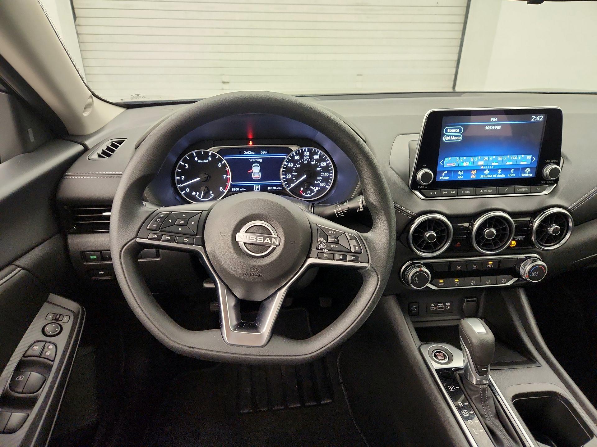 Thumbnail: 2025 Nissan Sentra - 10