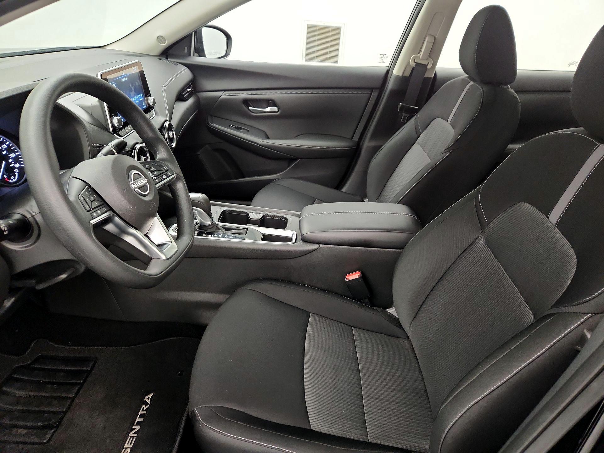 Thumbnail: 2025 Nissan Sentra - 11