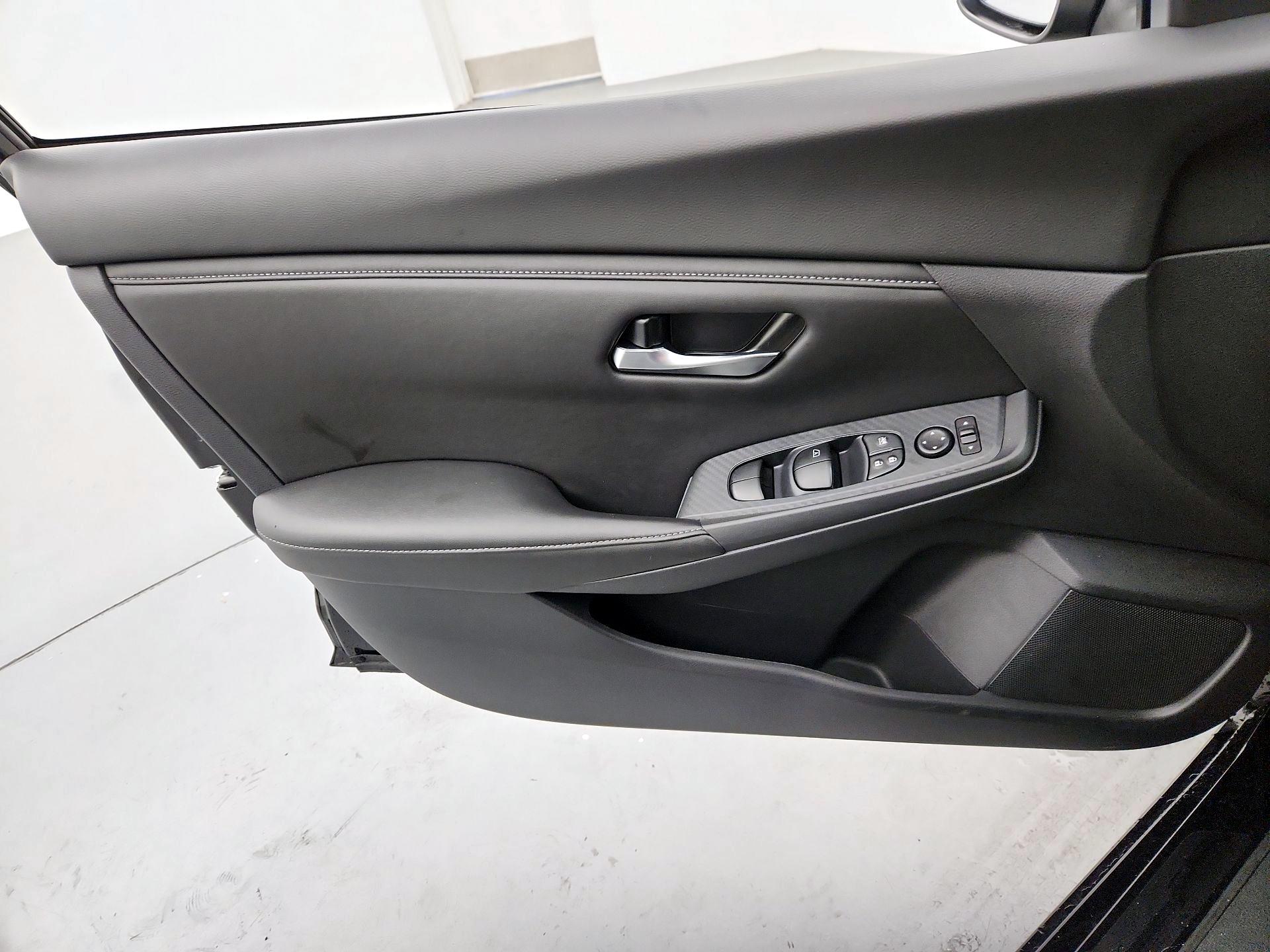 Thumbnail: 2025 Nissan Sentra - 12