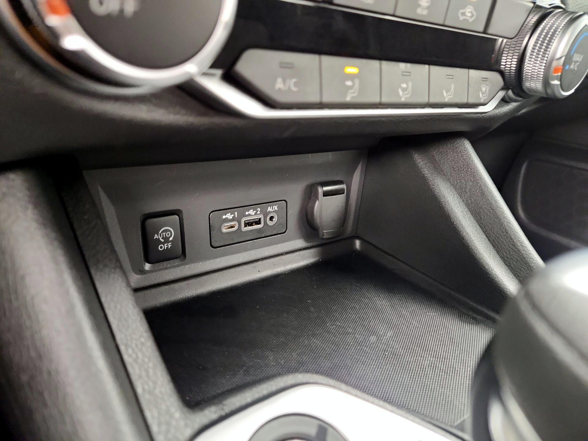 Thumbnail: 2025 Nissan Sentra - 18