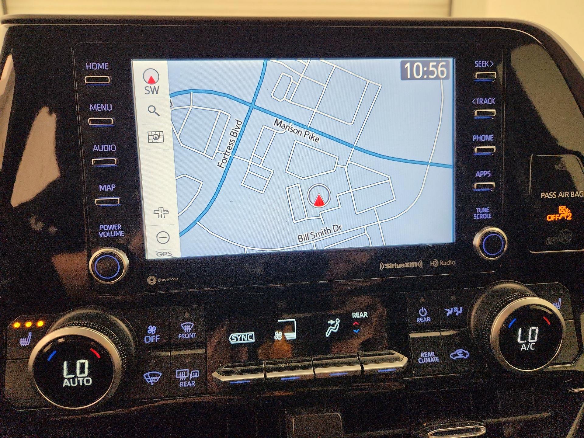 Thumbnail: 2022 Toyota Highlander - 14