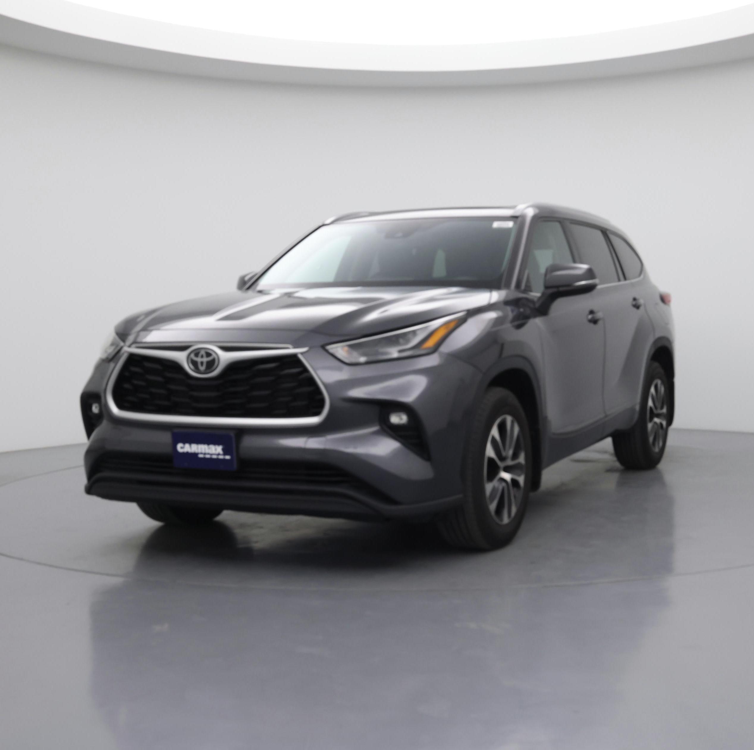 Thumbnail: 2022 Toyota Highlander - 4