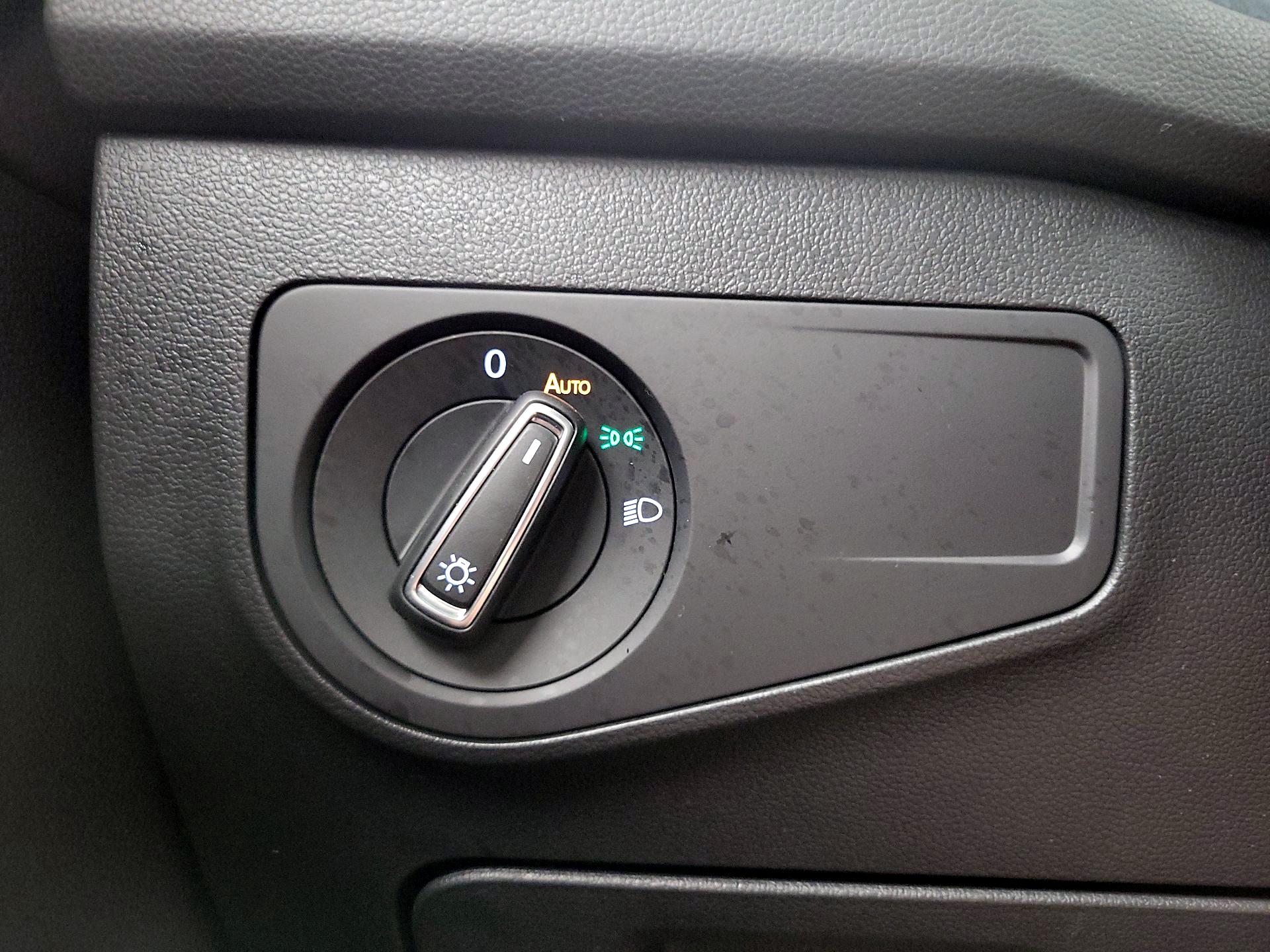 Thumbnail: 2024 Volkswagen Tiguan - 13