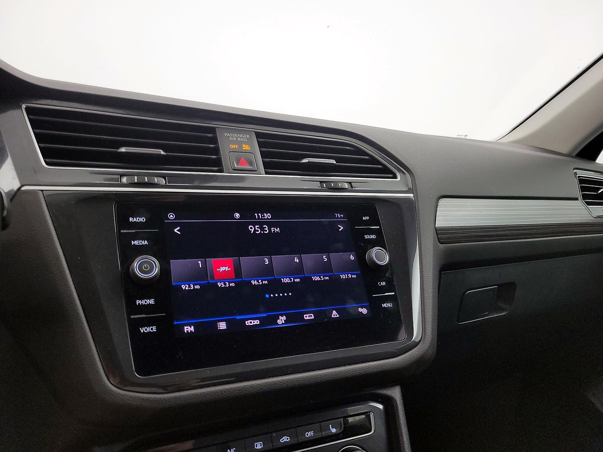 Thumbnail: 2024 Volkswagen Tiguan - 15