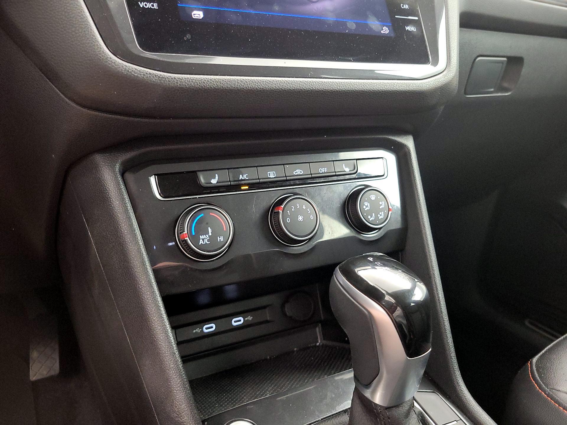 Thumbnail: 2024 Volkswagen Tiguan - 16