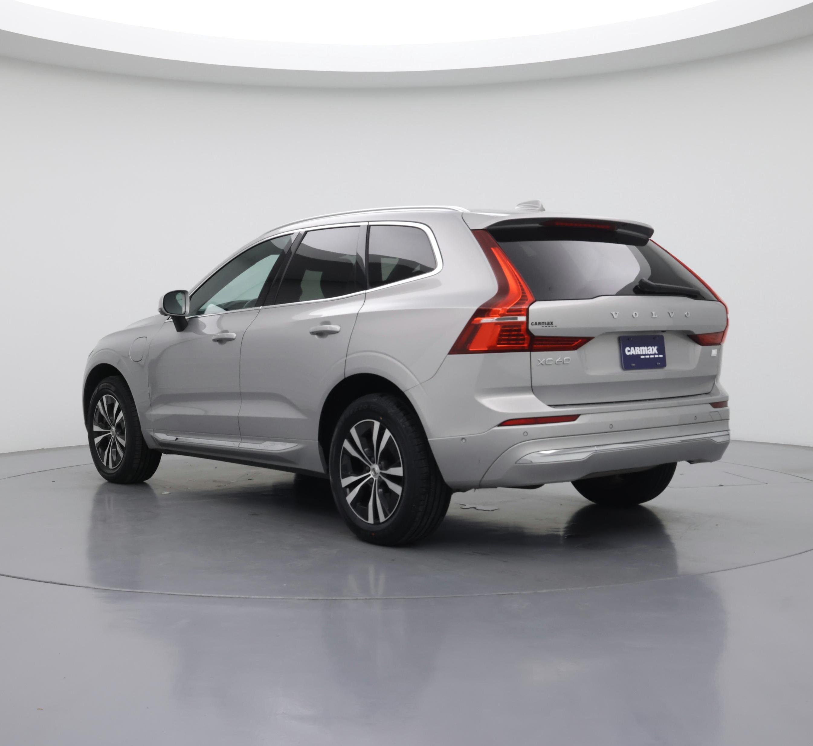 Thumbnail: 2022 Volvo XC60 - 2