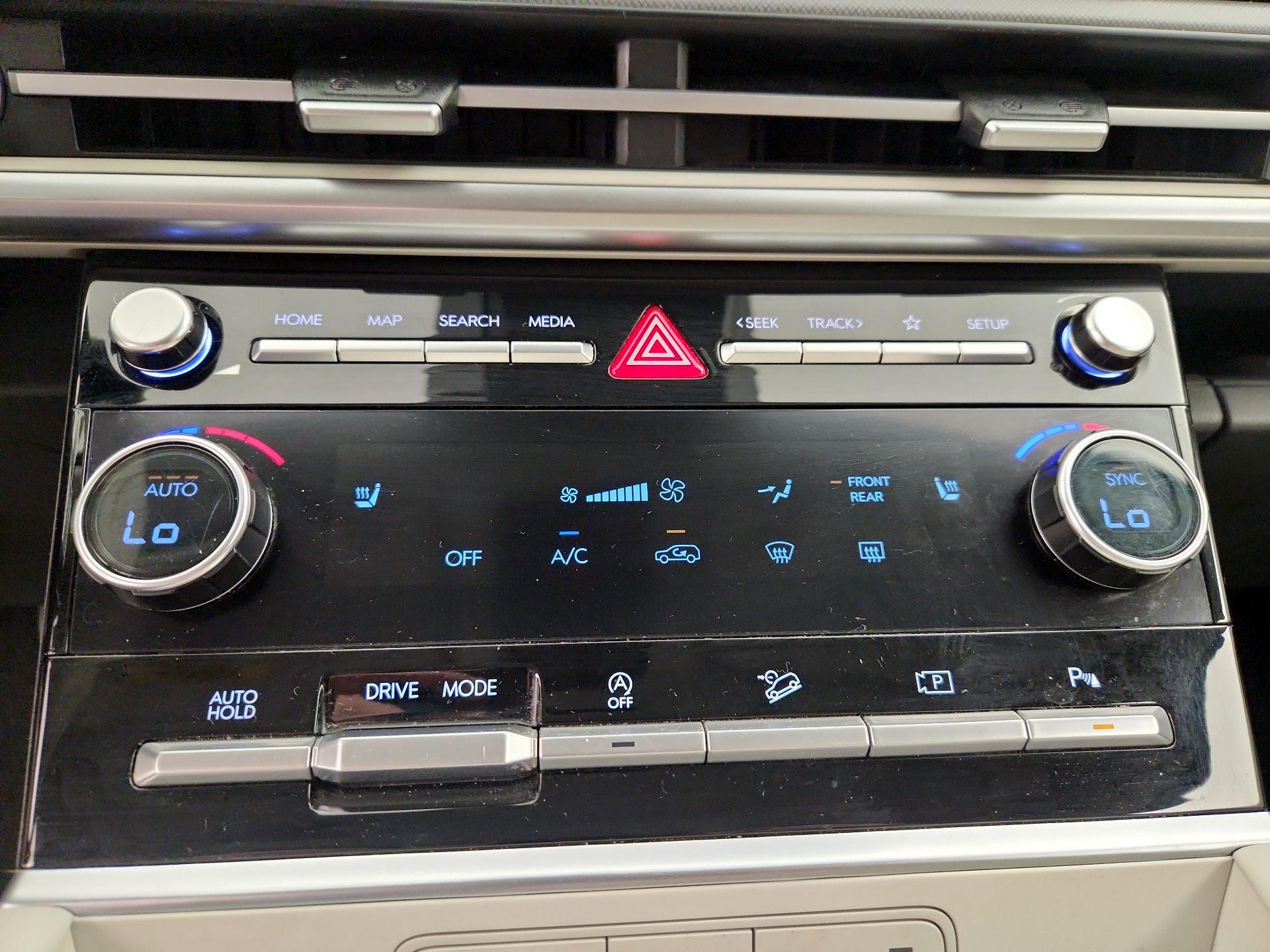 Thumbnail: 2025 Hyundai Santa Fe - 16