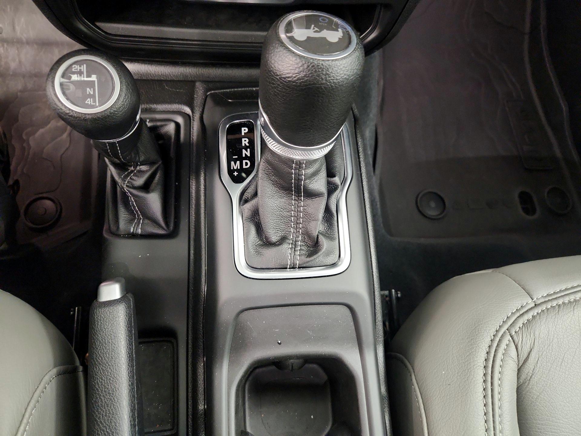 Thumbnail: 2024 Jeep Wrangler - 17