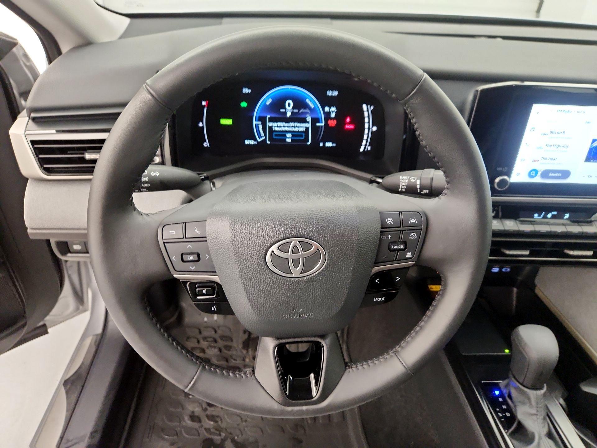 Thumbnail: 2025 Toyota Camry - 10