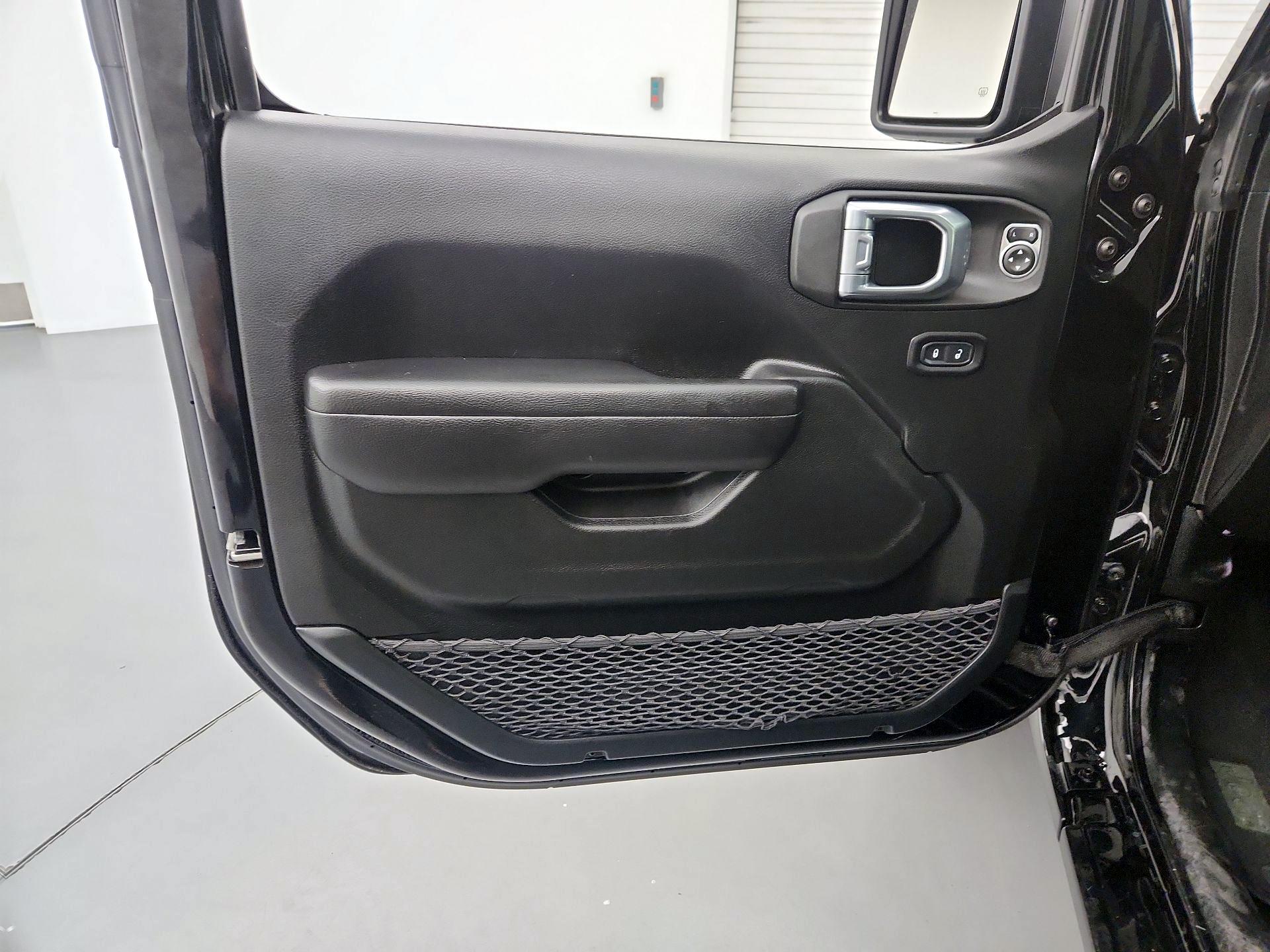 Thumbnail: 2021 Jeep Wrangler - 12