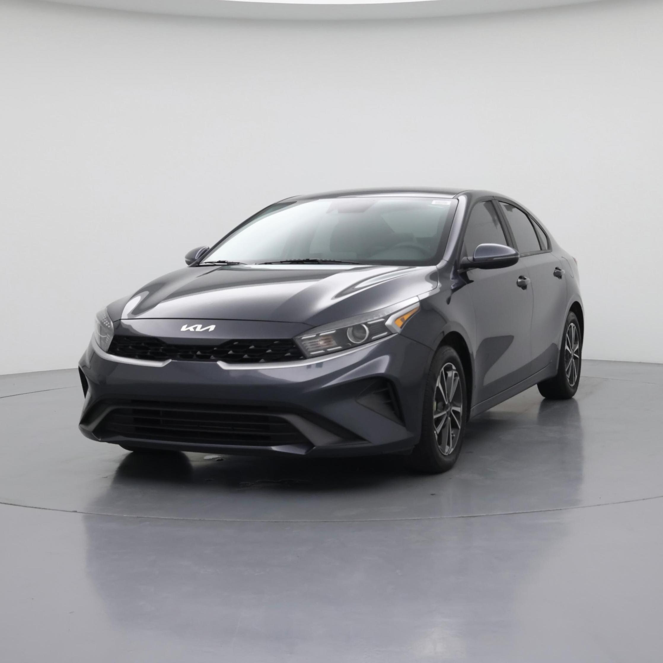 Thumbnail: 2023 Kia Forte - 4