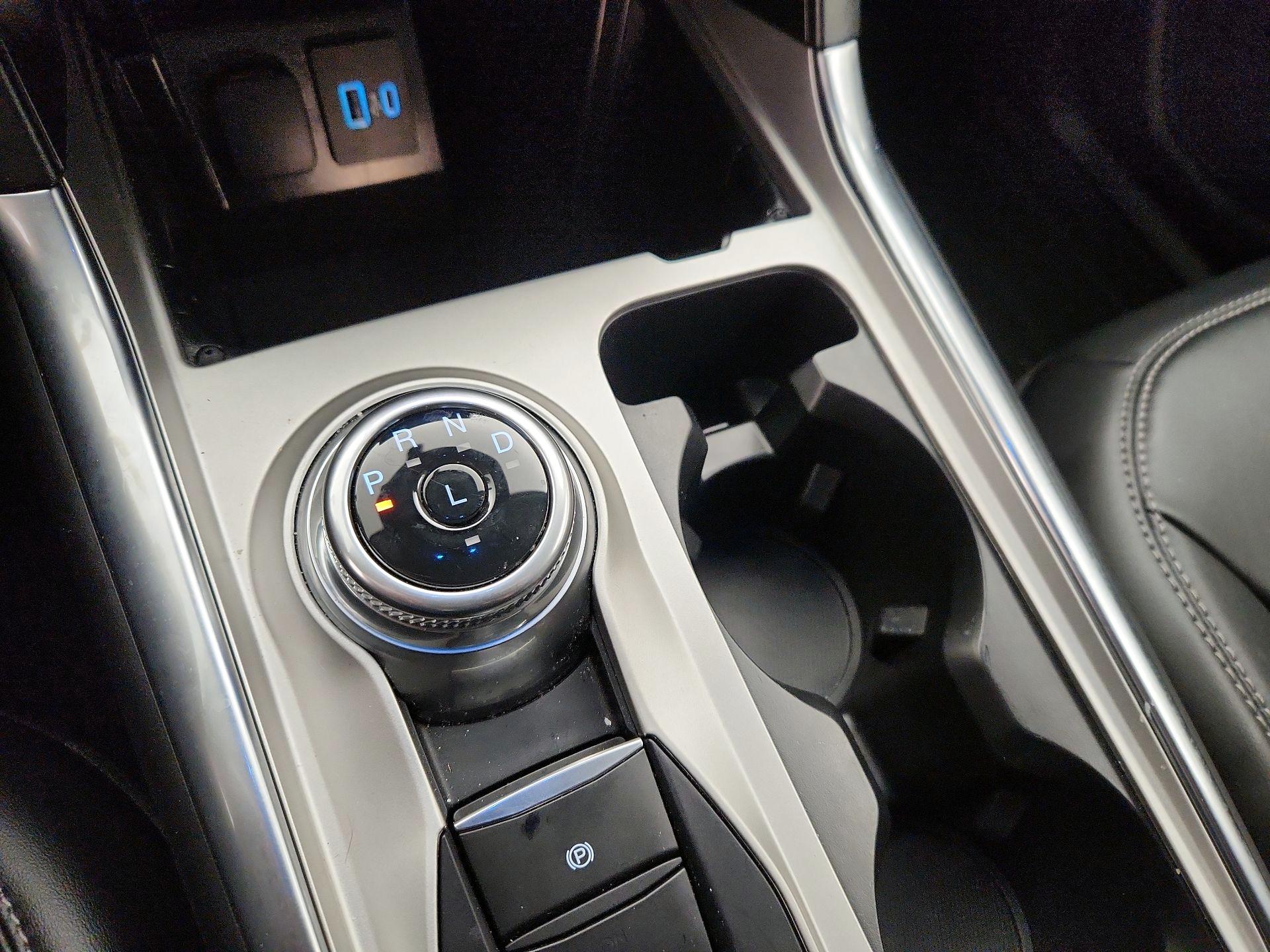 Thumbnail: 2023 Ford Explorer - 17