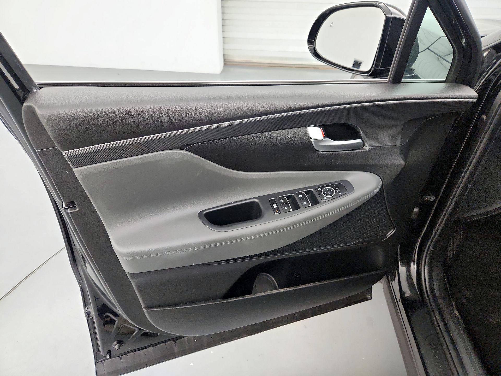 Thumbnail: 2023 Hyundai Santa Fe - 12