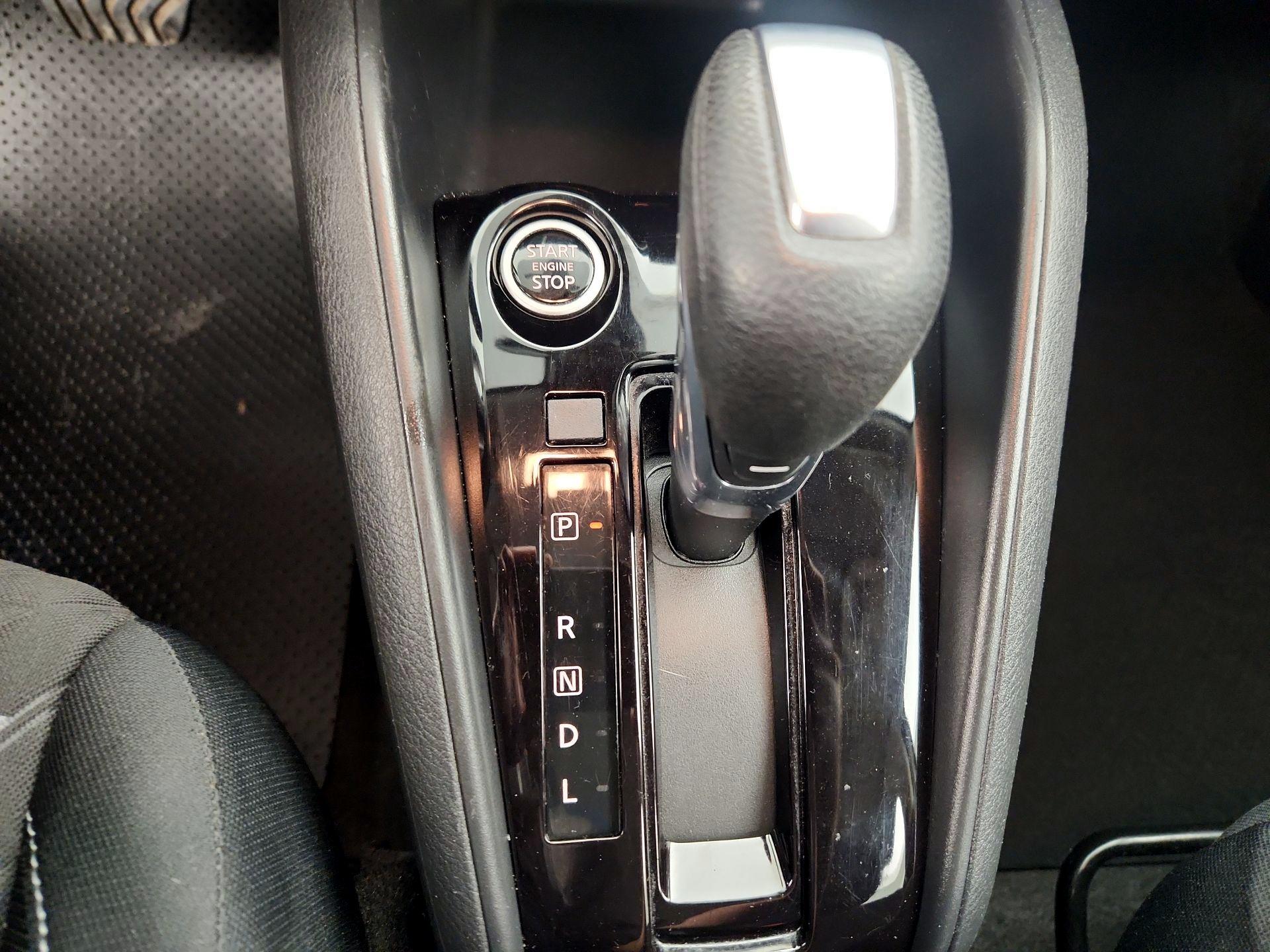 Thumbnail: 2022 Nissan Kicks - 17