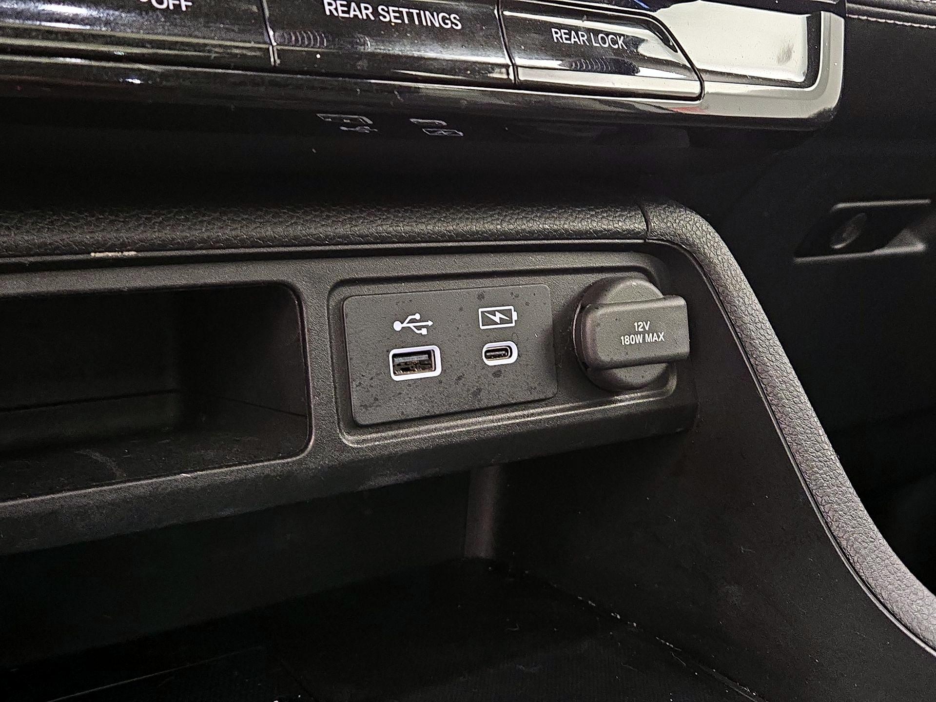 Thumbnail: 2024 Honda Pilot - 18