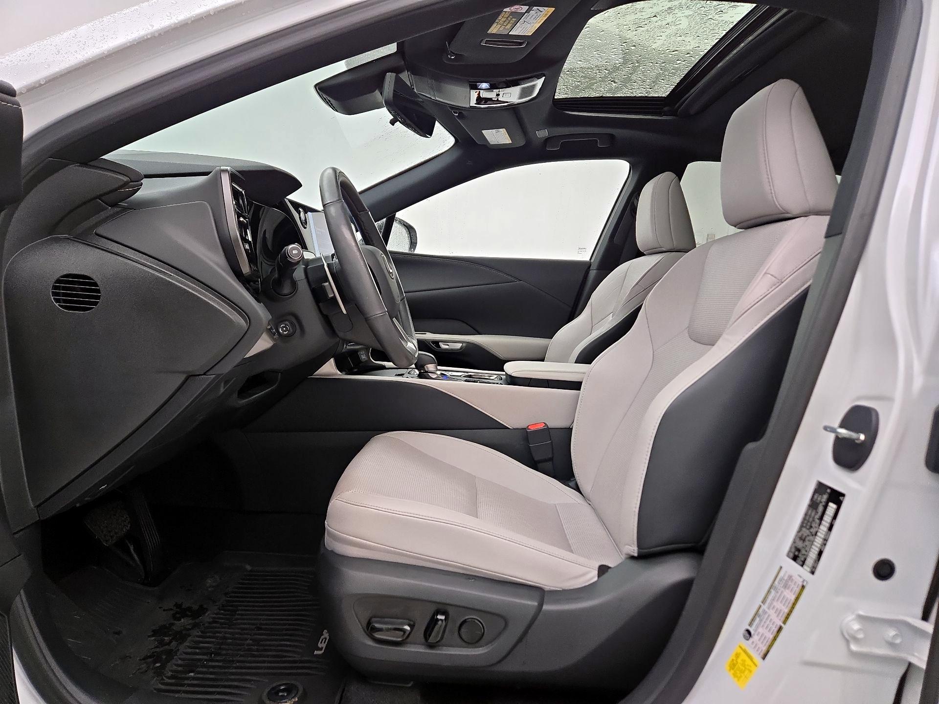 Thumbnail: 2023 Lexus RX - 11