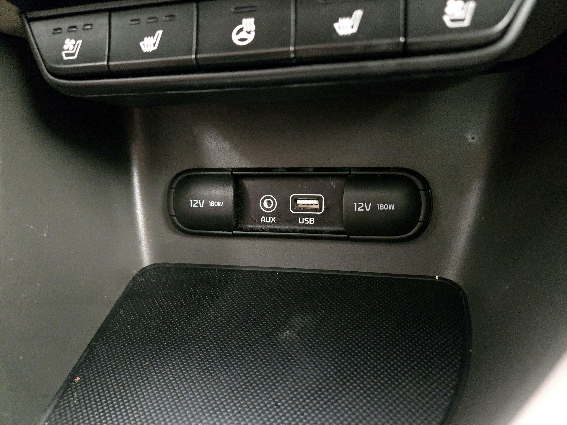 Thumbnail: 2019 Kia Sportage - 19