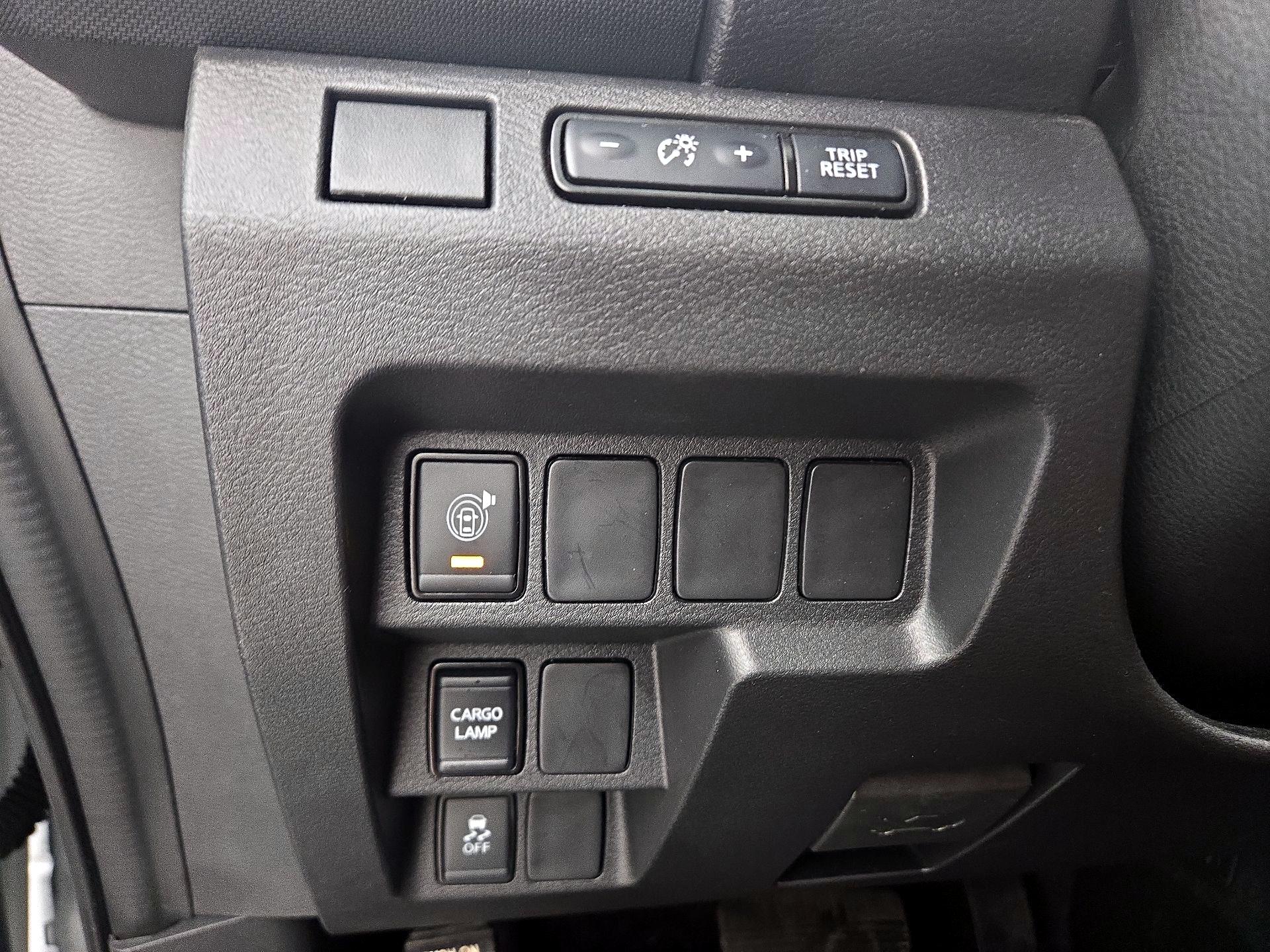 Thumbnail: 2023 Nissan Frontier - 13