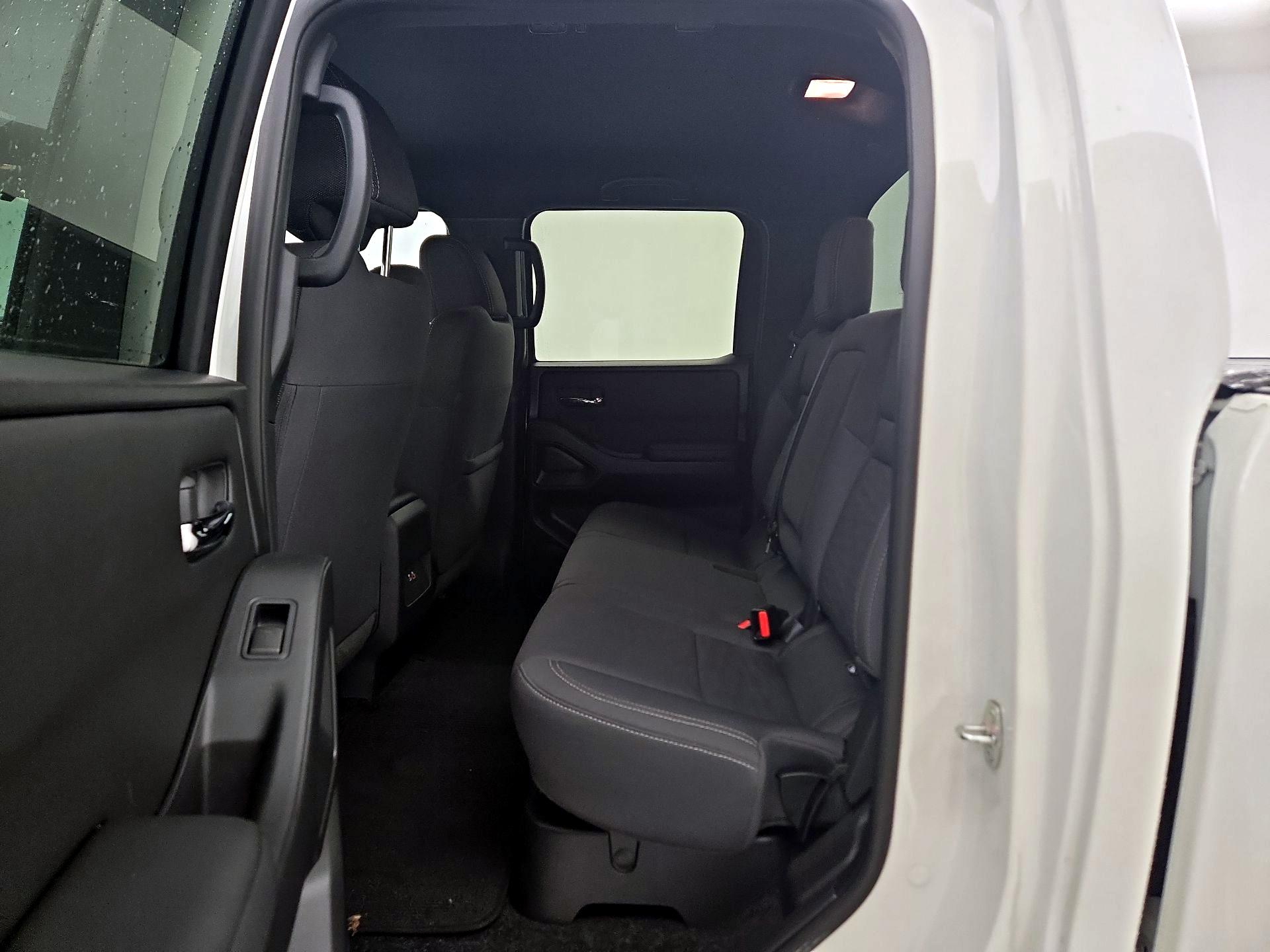 Thumbnail: 2023 Nissan Frontier - 19