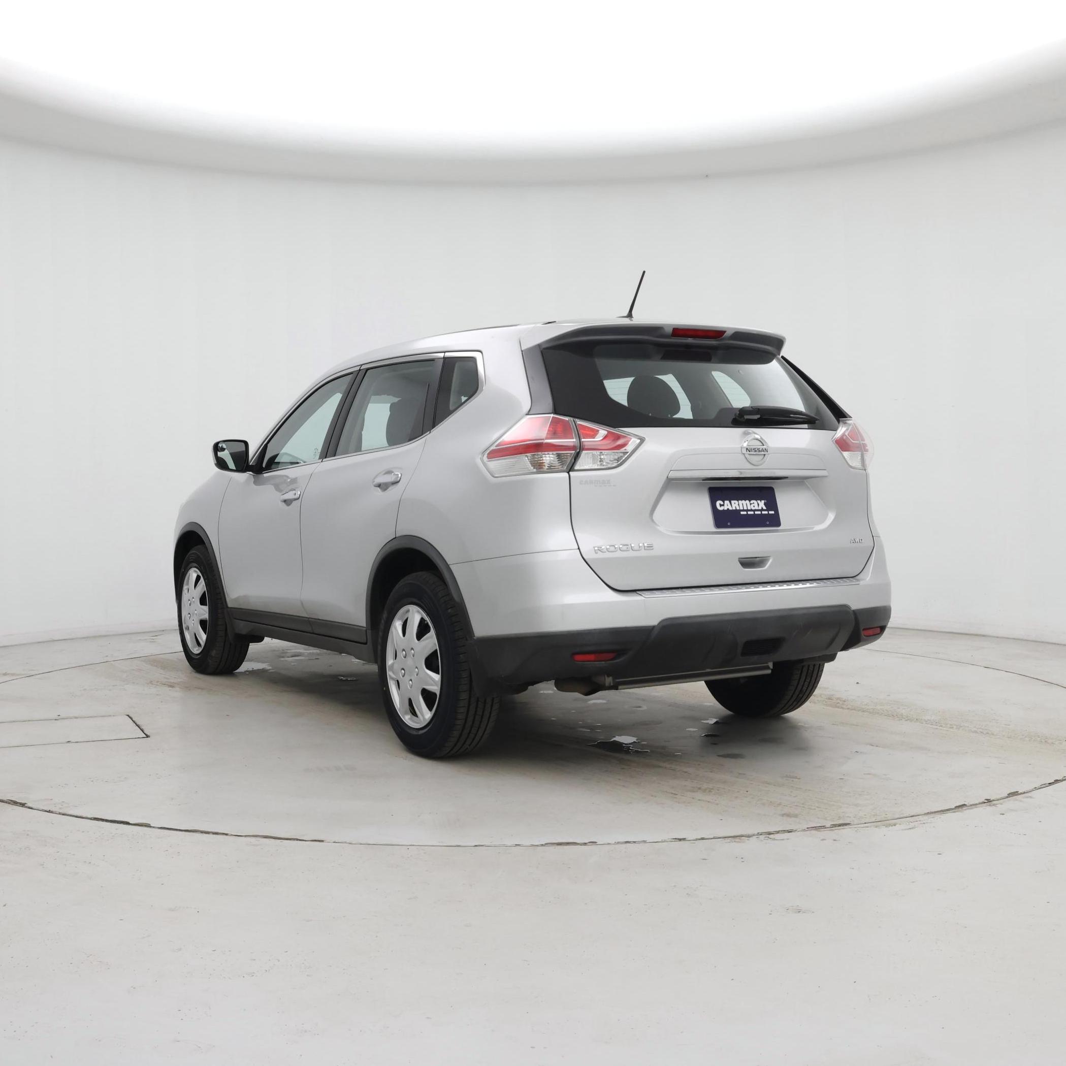 Thumbnail: 2015 Nissan Rogue - 2