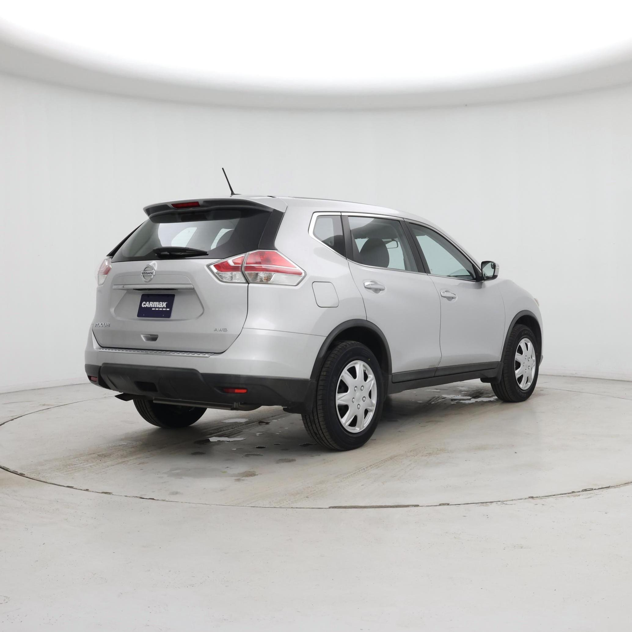 Thumbnail: 2015 Nissan Rogue - 8