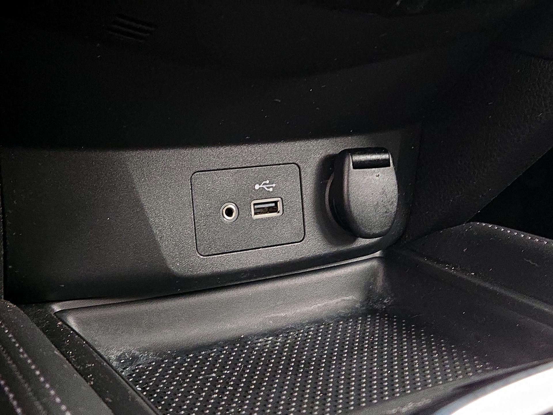 Thumbnail: 2018 Nissan Rogue - 18