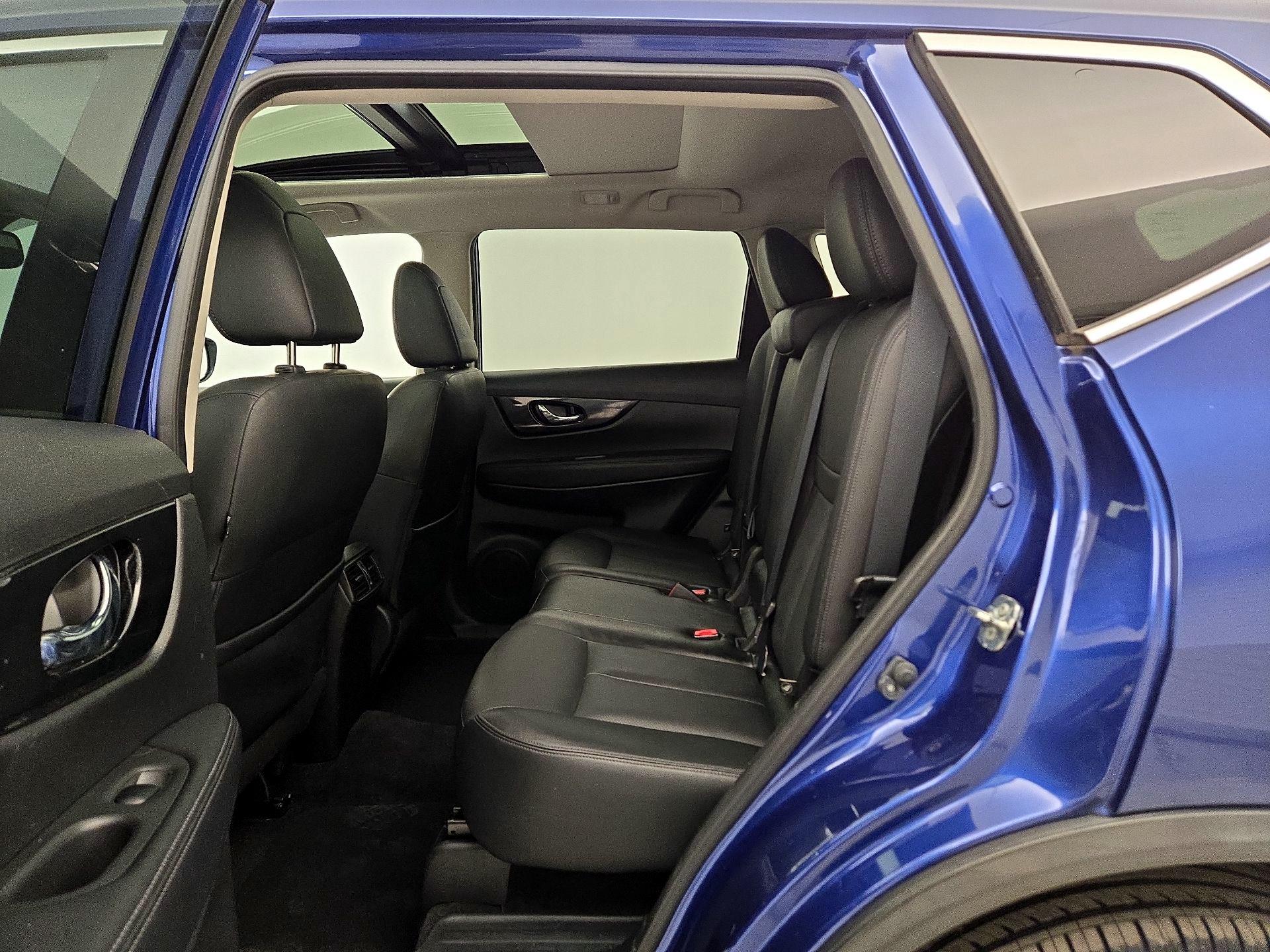 Thumbnail: 2018 Nissan Rogue - 20