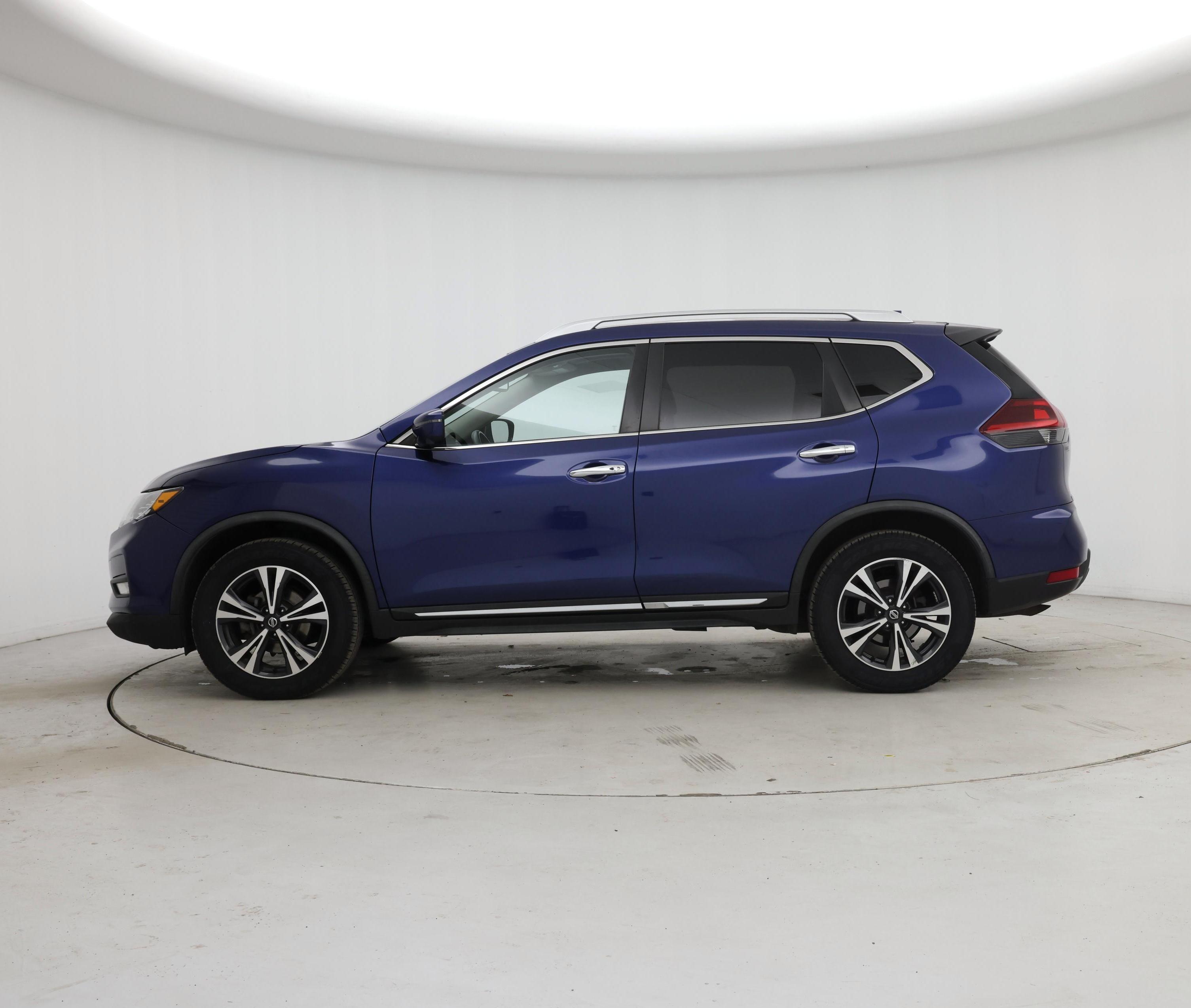 Thumbnail: 2018 Nissan Rogue - 3