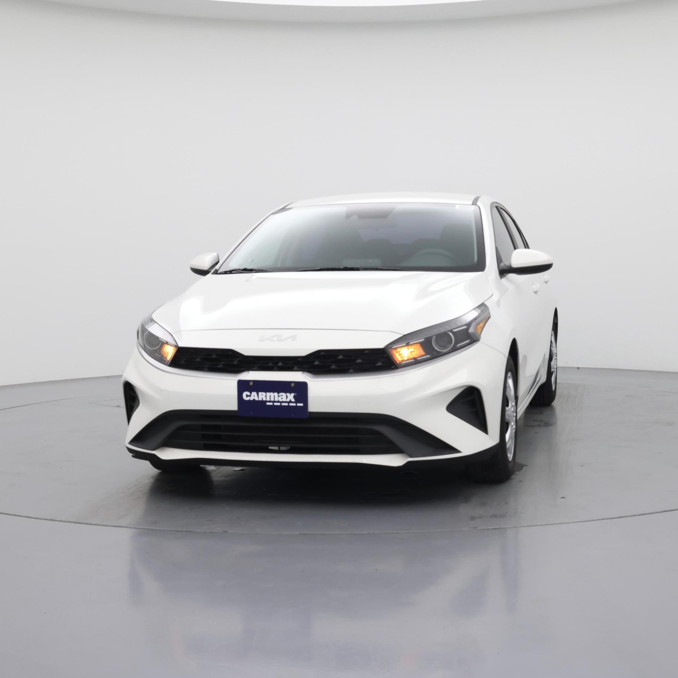 Thumbnail: 2024 Kia Forte - 7