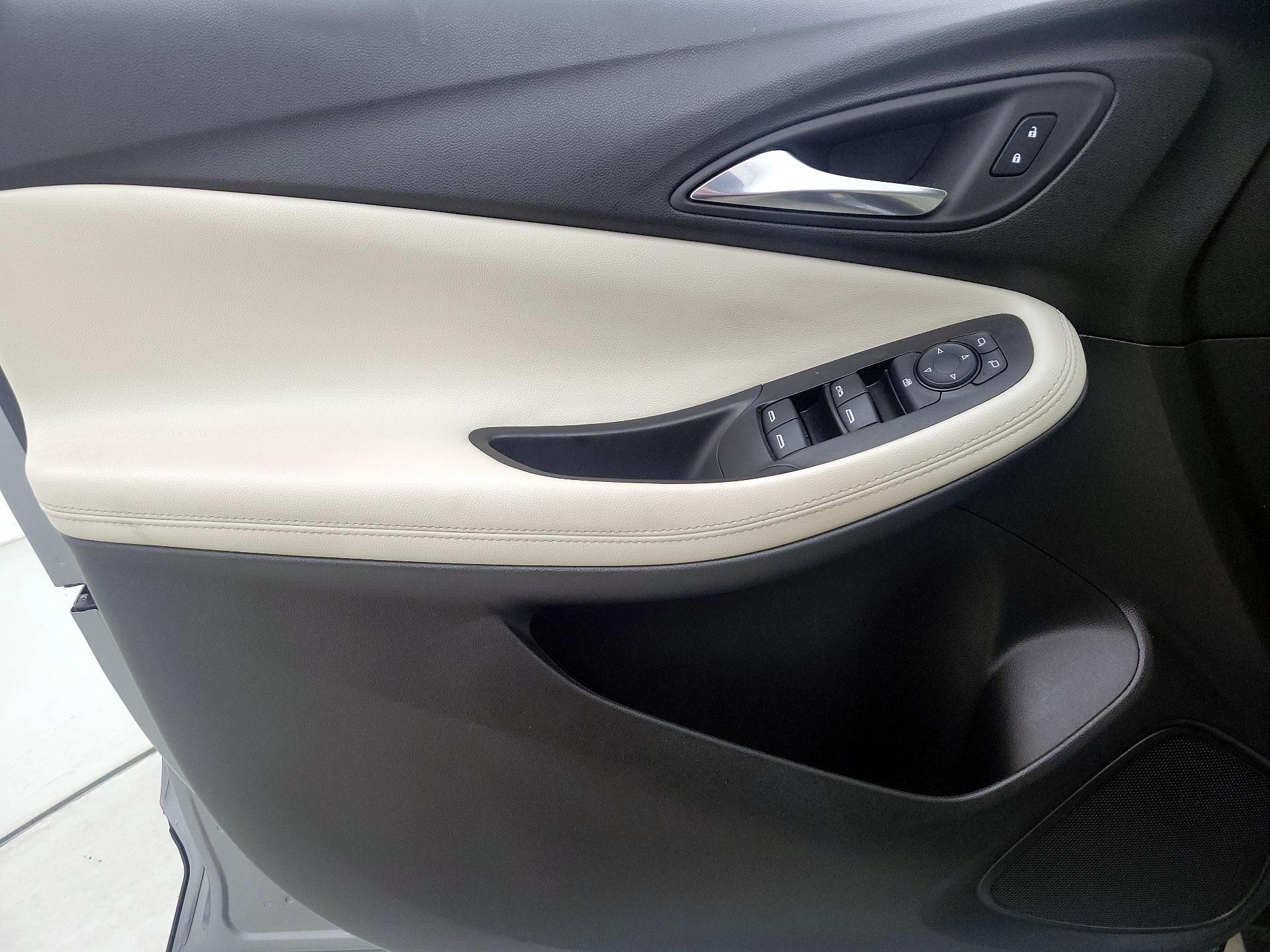 Thumbnail: 2023 Buick Encore GX - 12