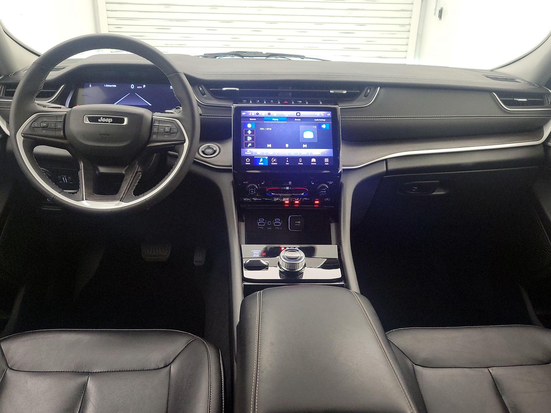 Thumbnail: 2023 Jeep Grand Cherokee - 9