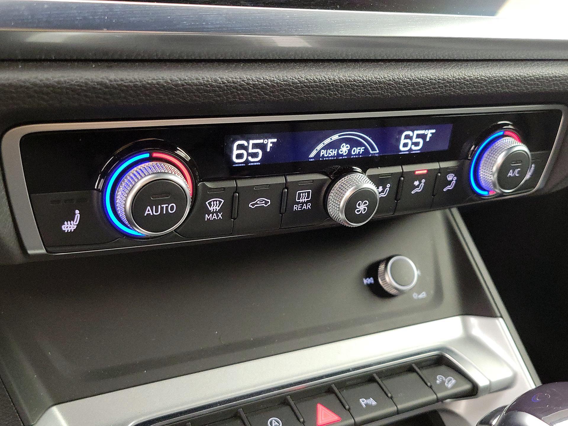 Thumbnail: 2023 Audi Q3 - 16