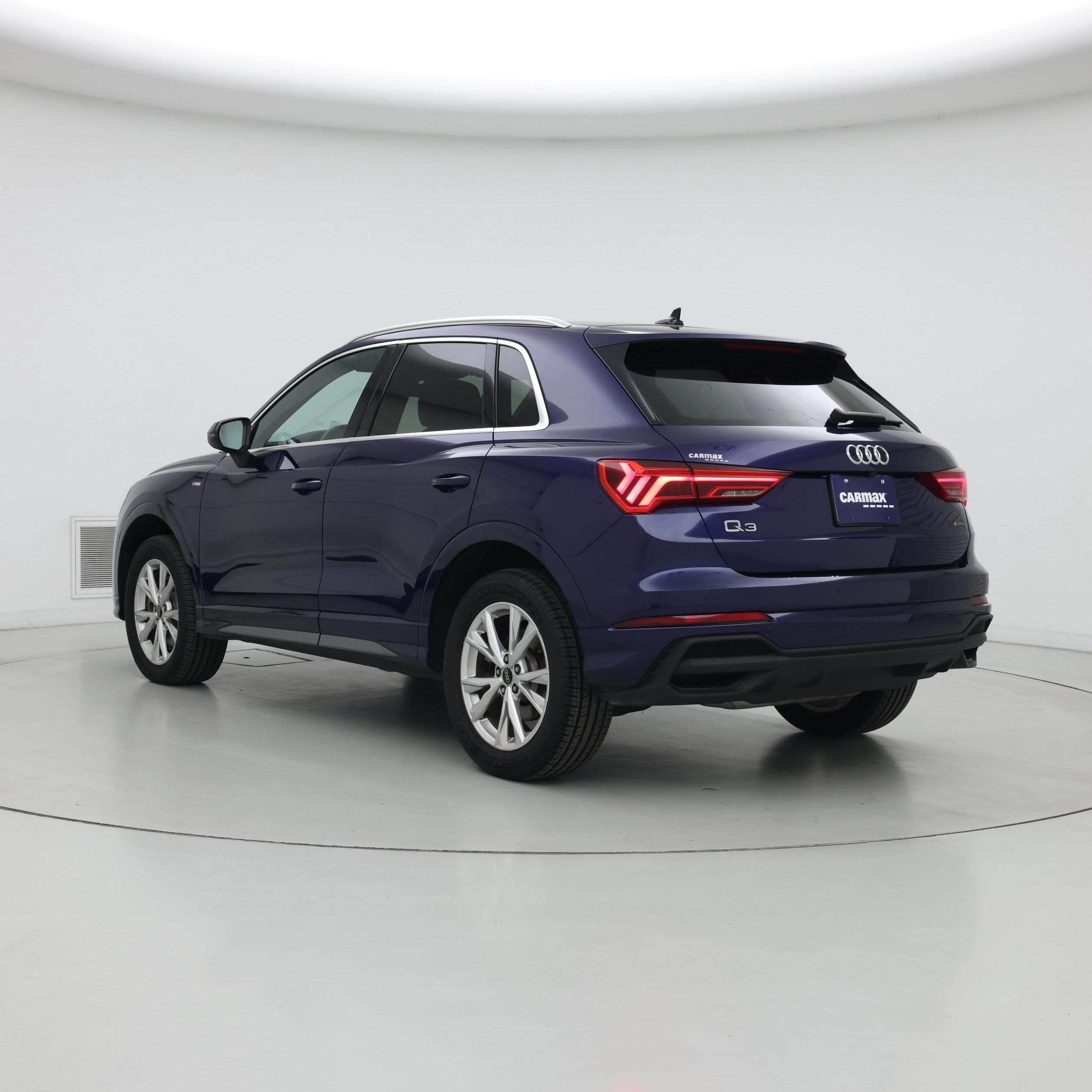 Thumbnail: 2023 Audi Q3 - 2