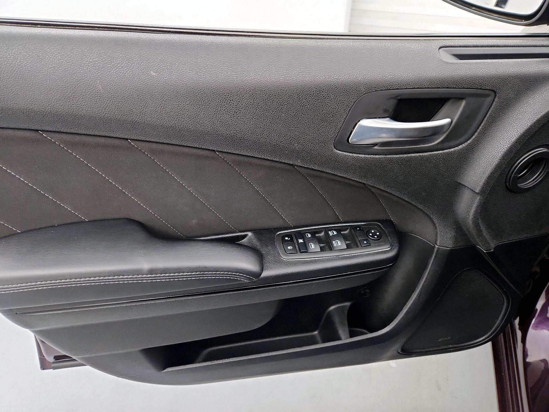 Thumbnail: 2022 Dodge Charger - 12