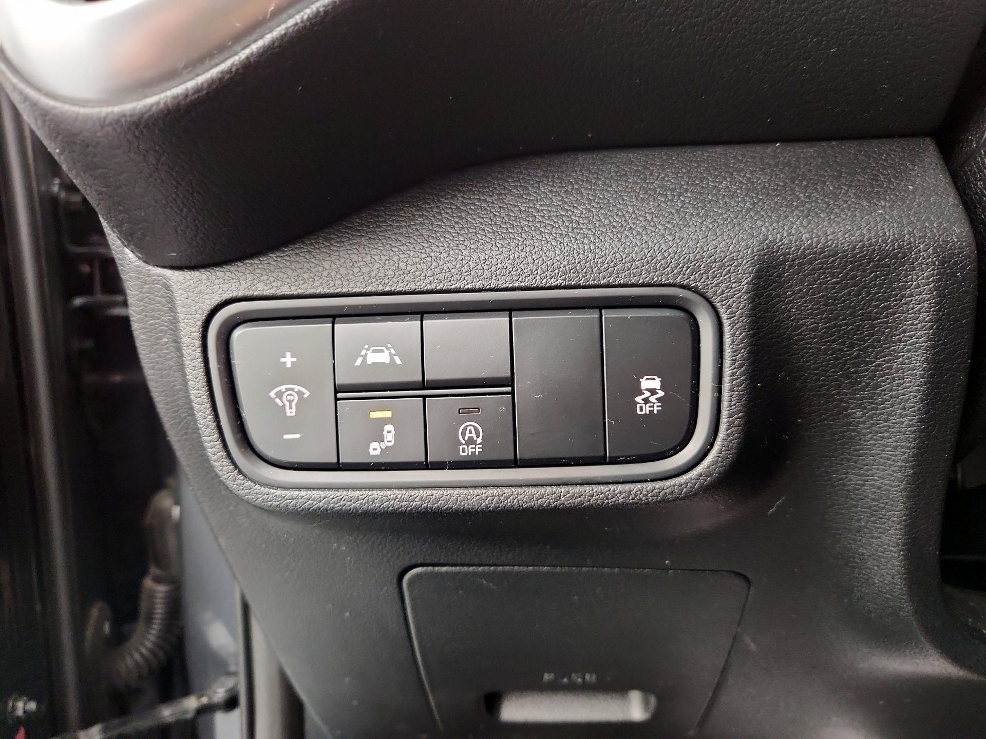 Thumbnail: 2022 Kia Soul - 13